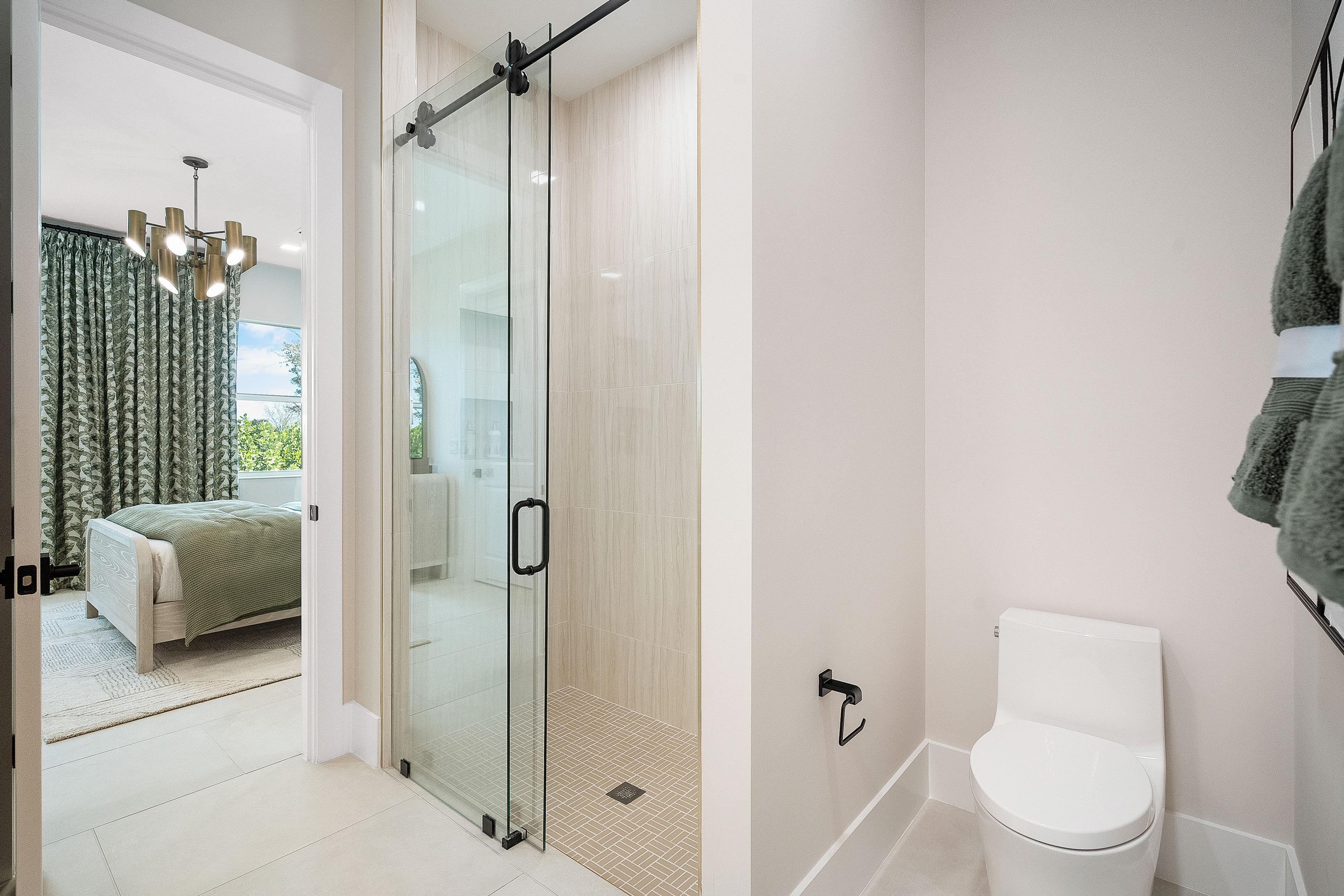 Bath 2 | Riviera Model