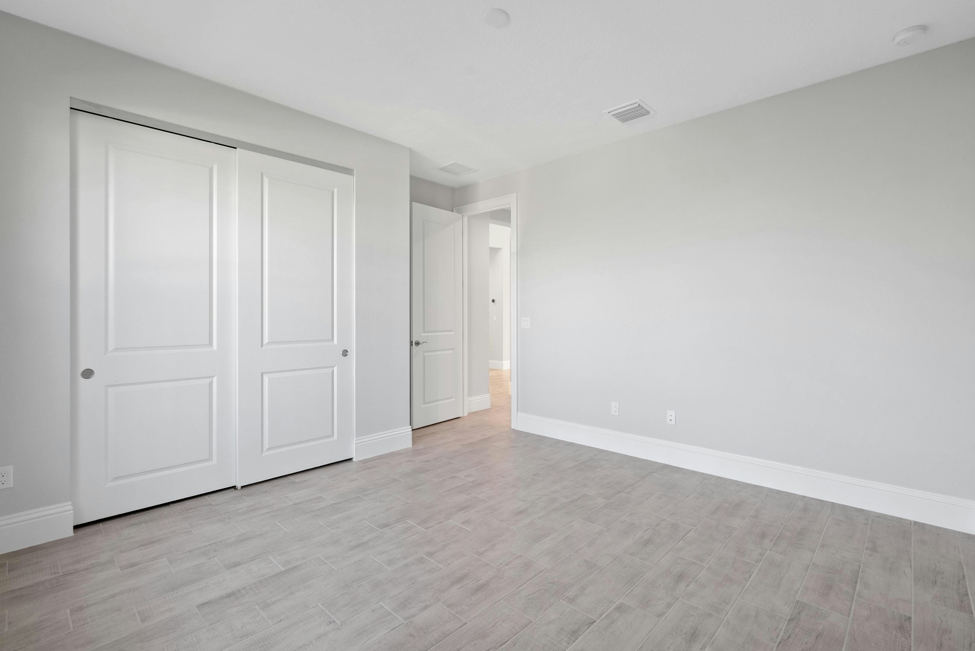 Bedroom 2 | Monarch Grande Model