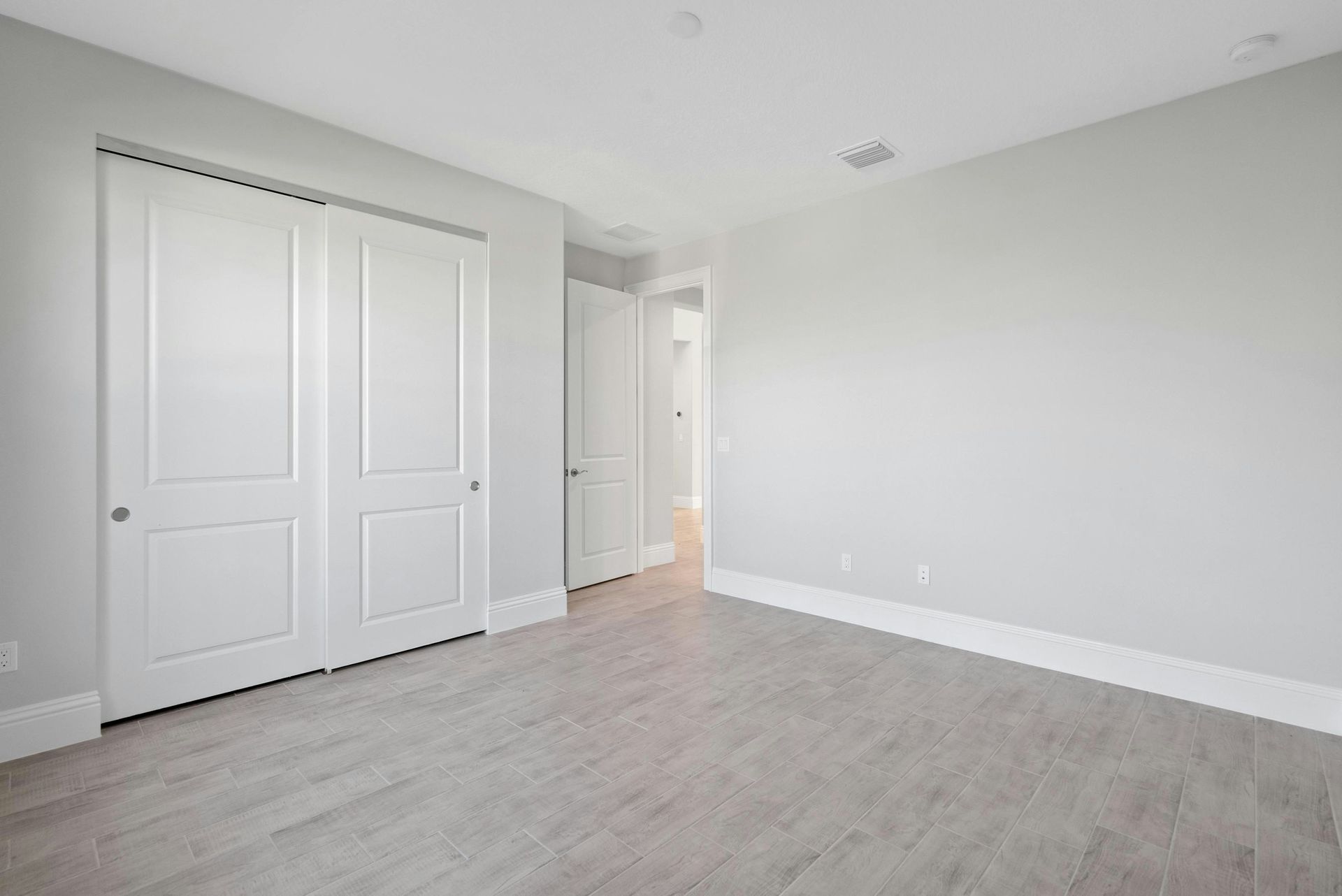Bedroom 2 | Monarch Grande Model