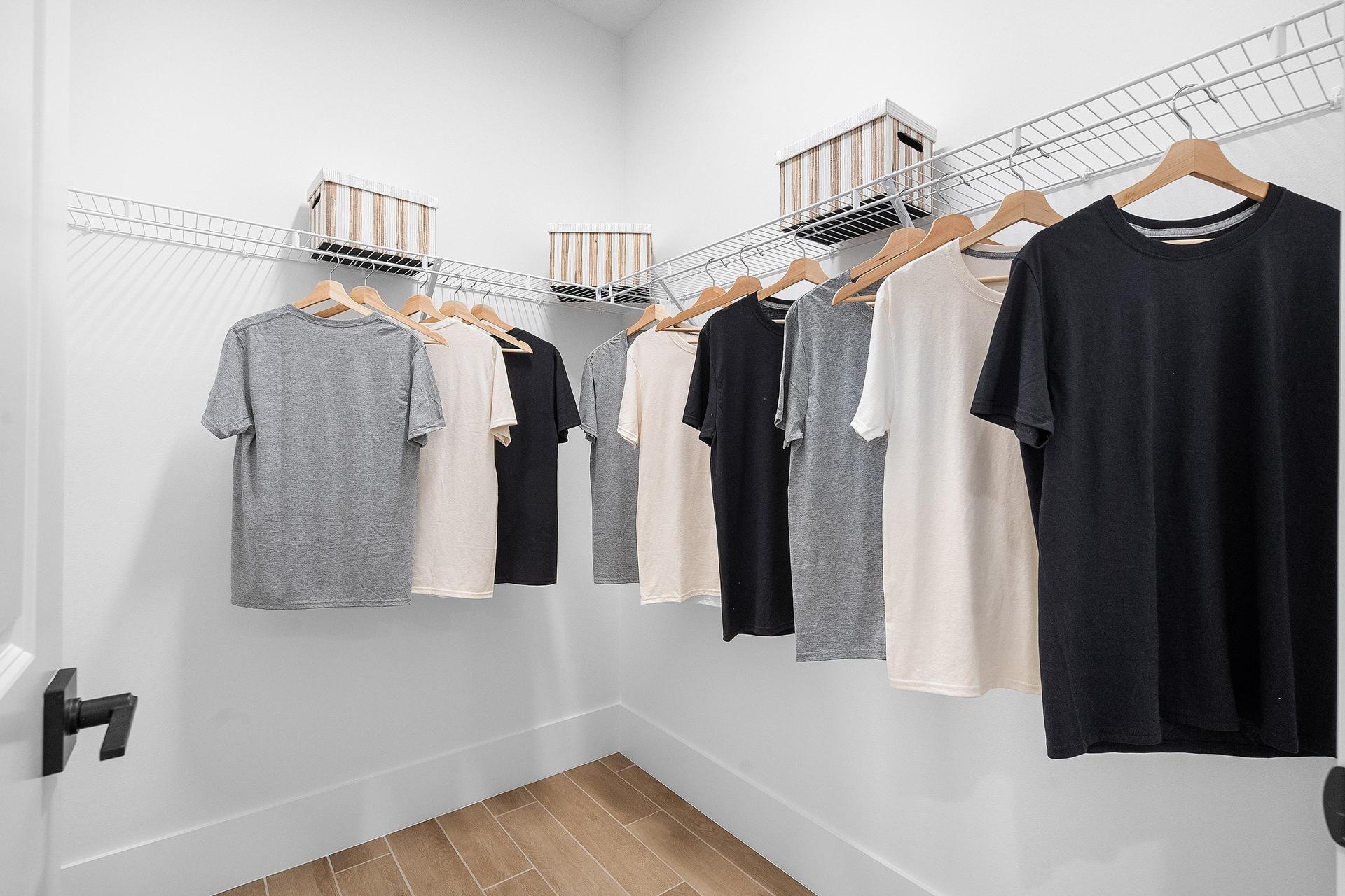 Master Walk-in Closet | Seraphina 23