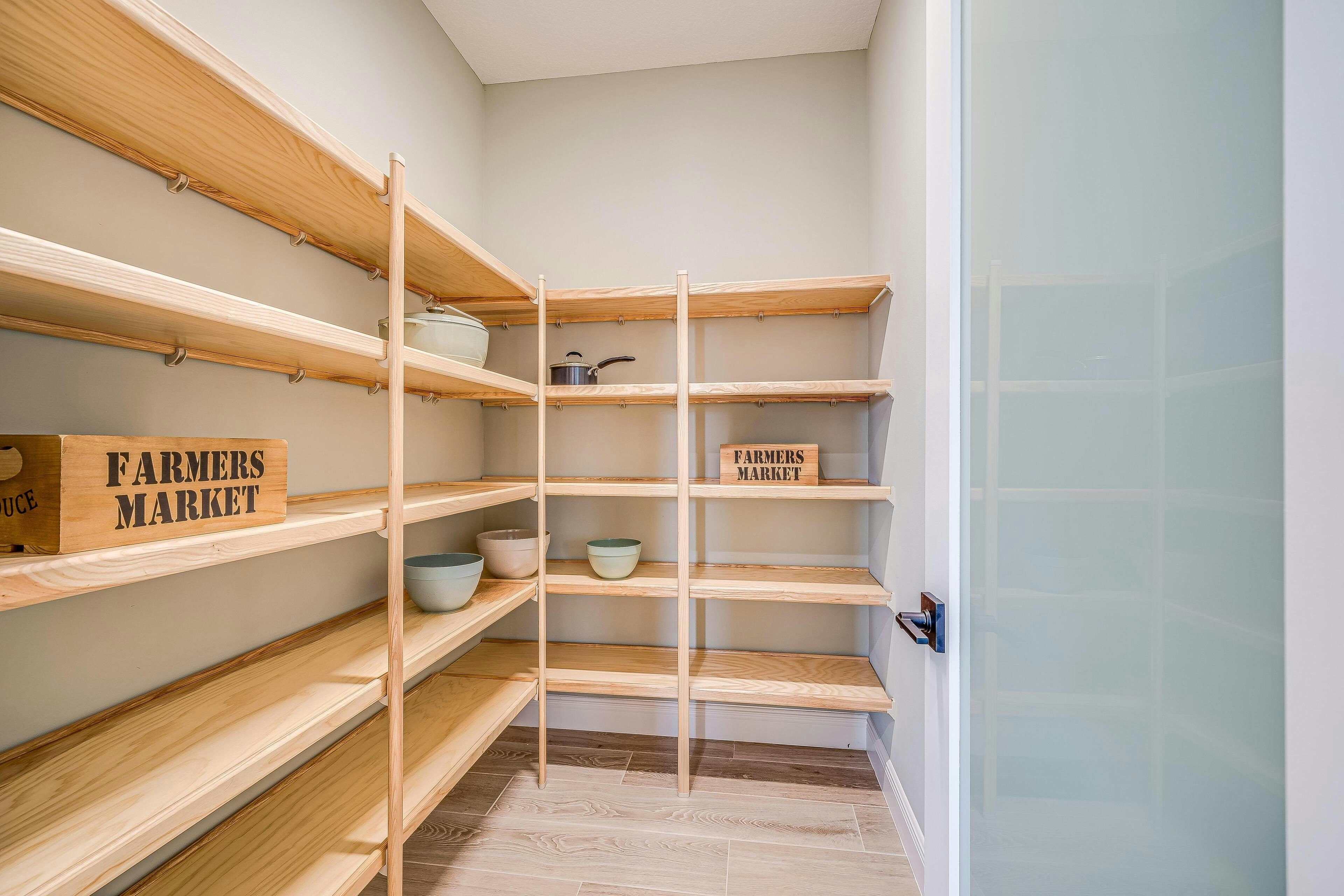Pantry | Willow Signature Model