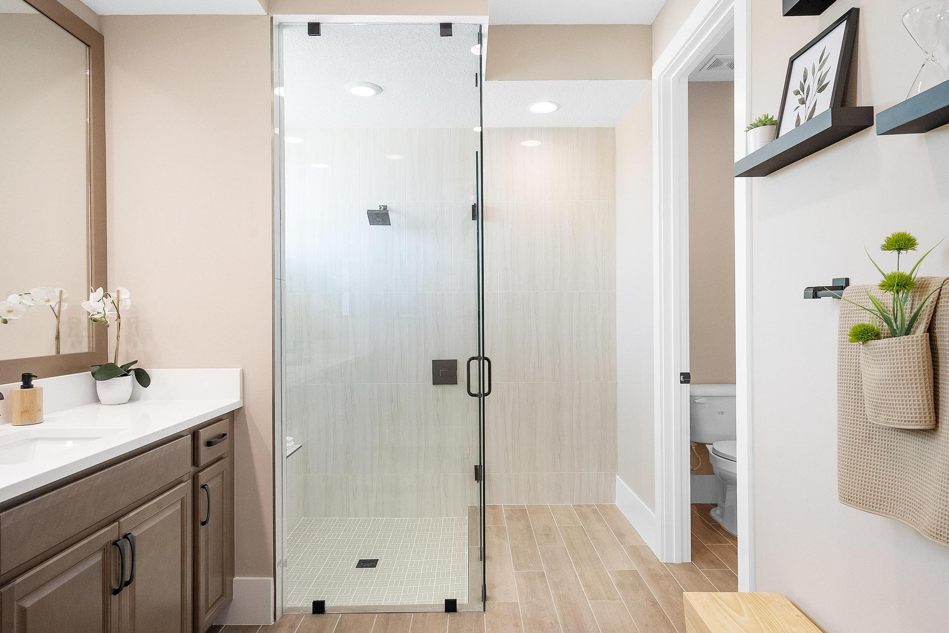 Master Bath | Seraphina 23