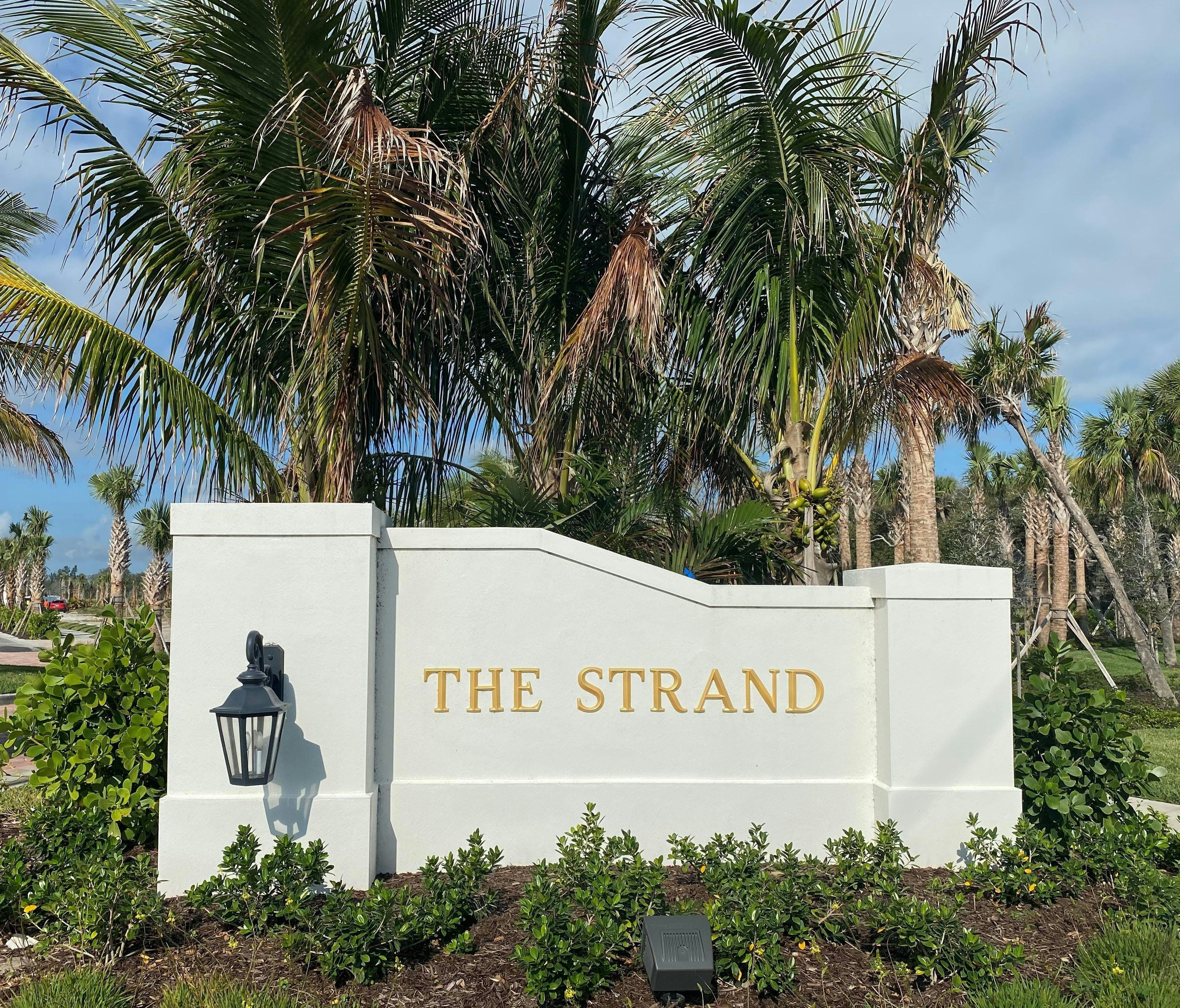 Gated Entry | The Strand