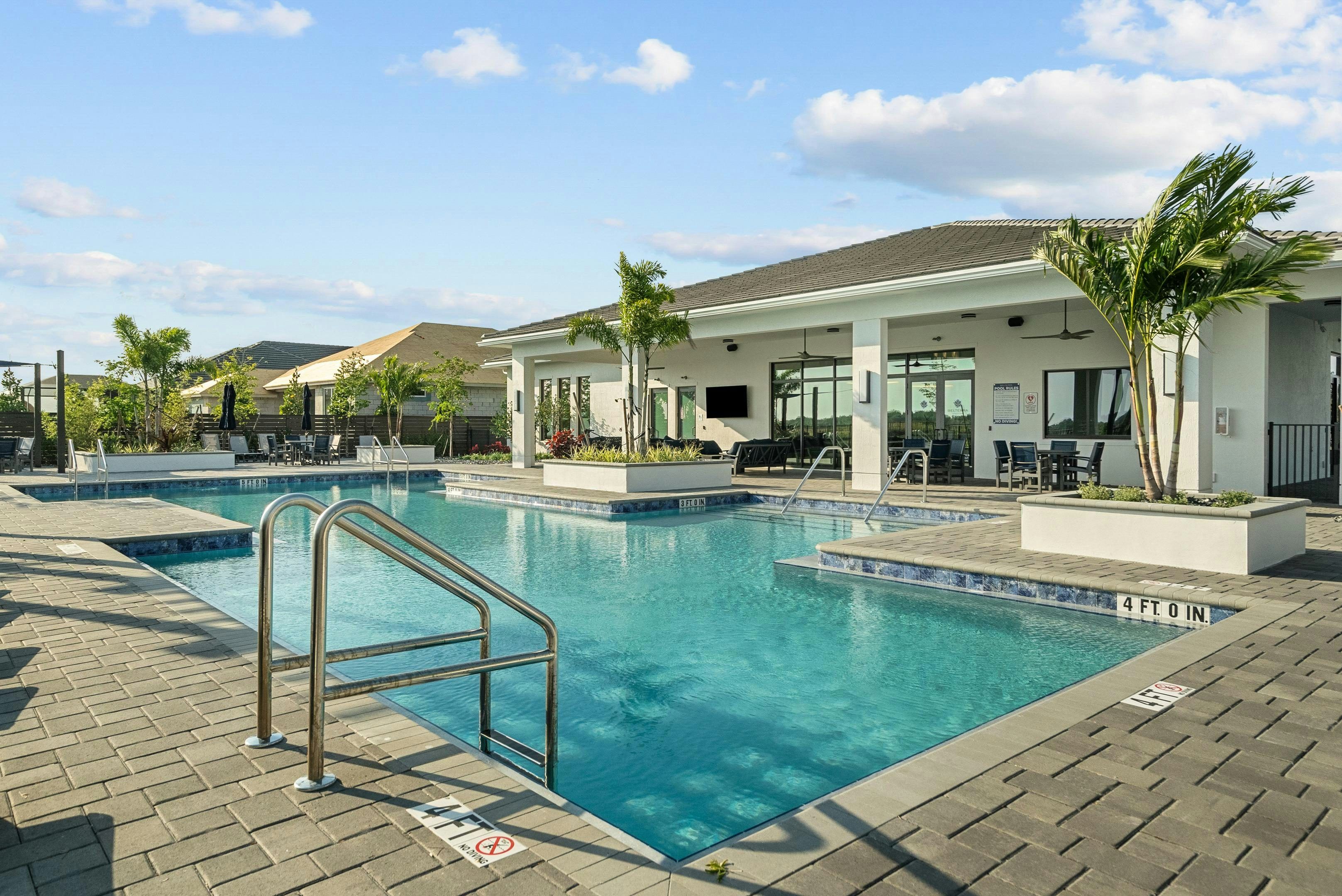 Clubhouse Pool | Belterra Tradition
