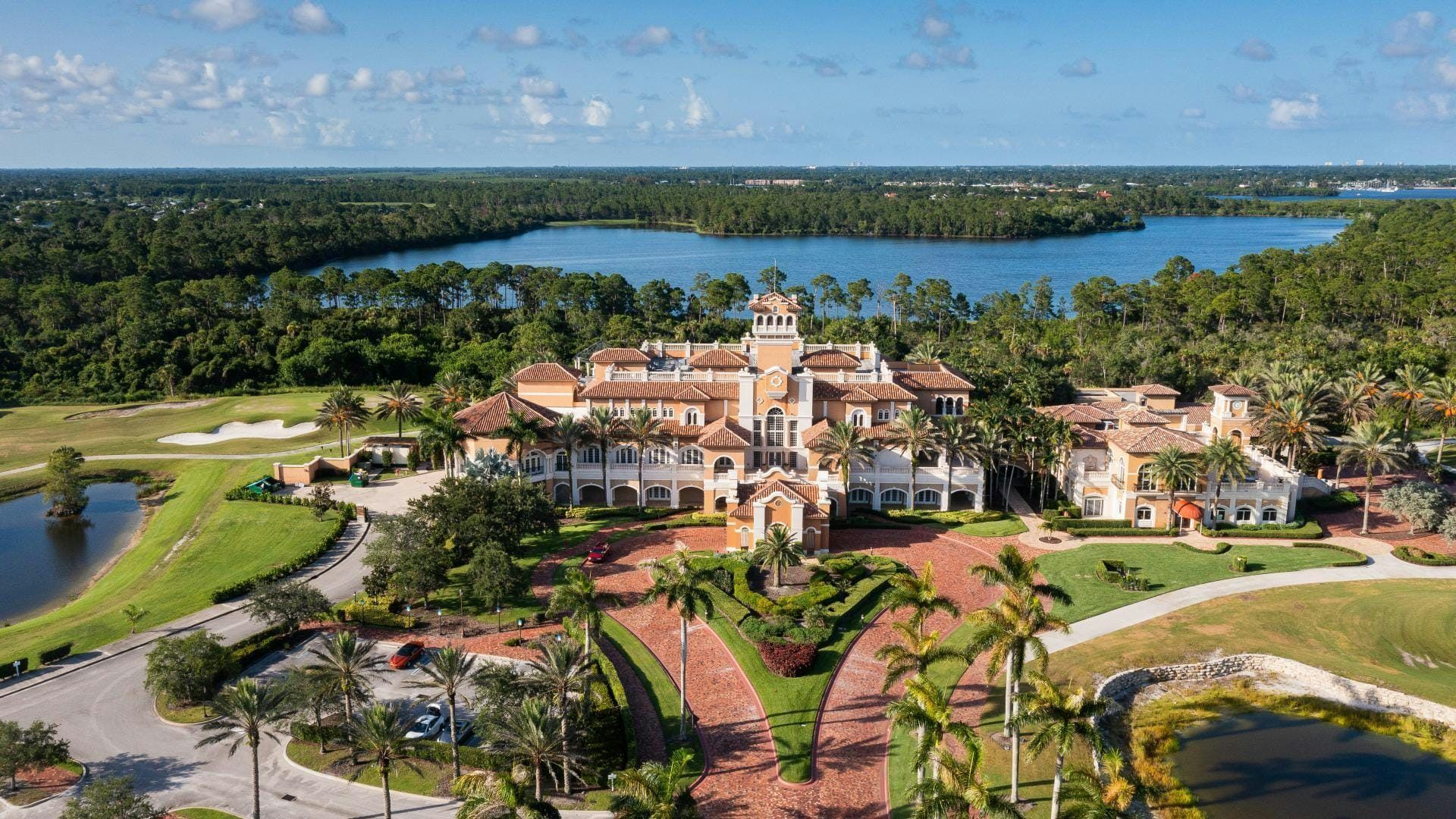Waterfront Clubhouse | Tesoro Club