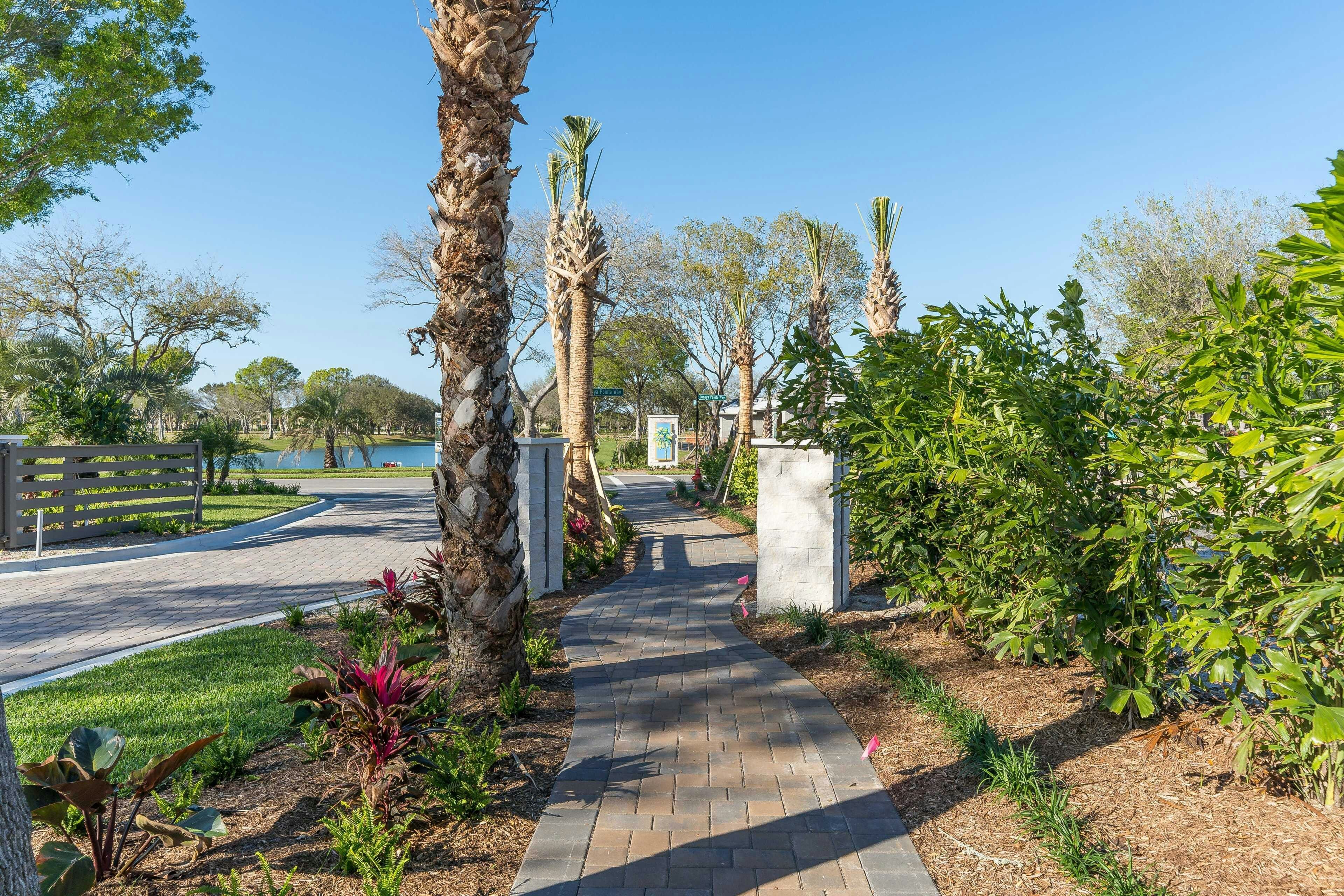 Walkways | Lucaya Pointe