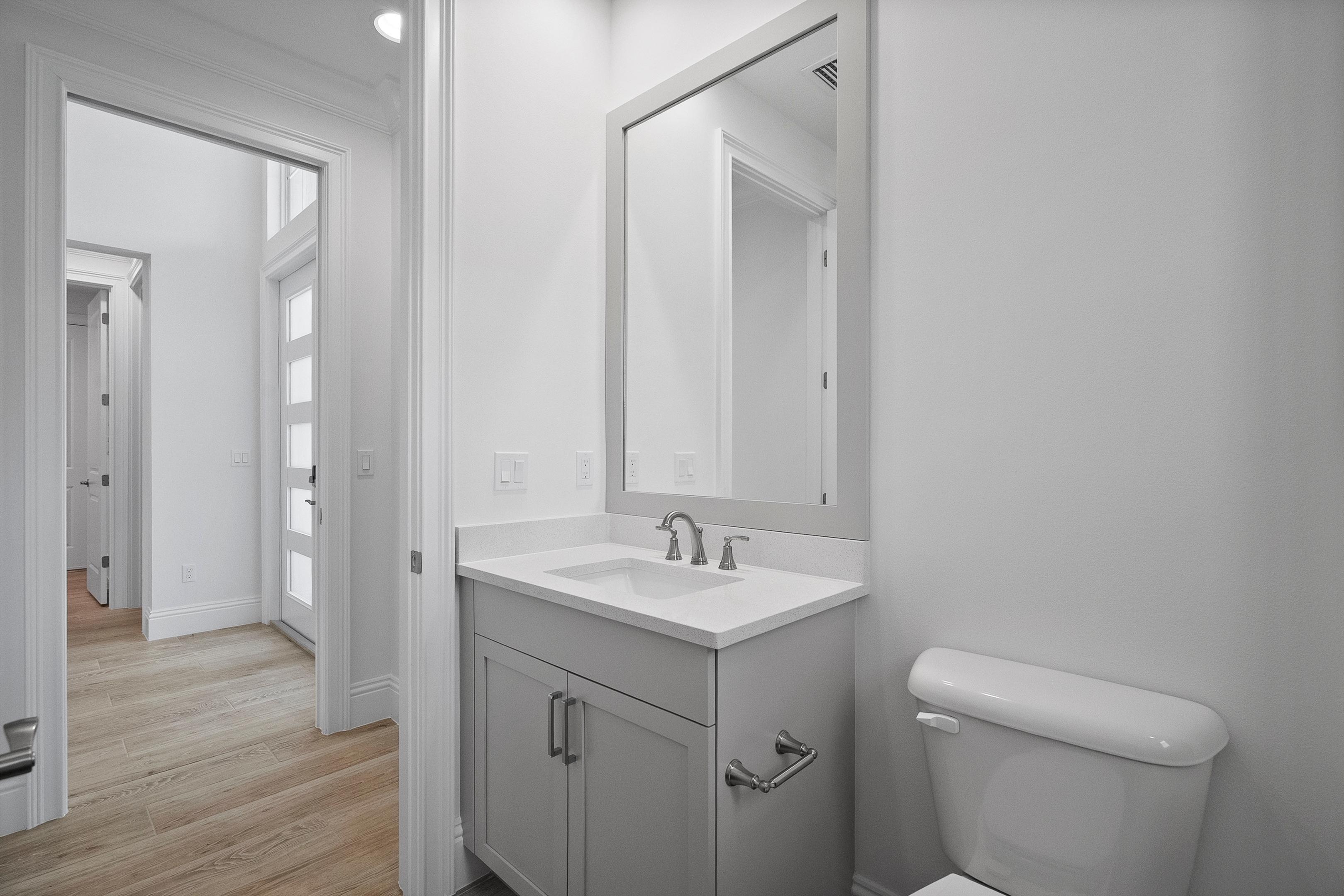 Bath 2 | 4226 Lucaya Point Way
