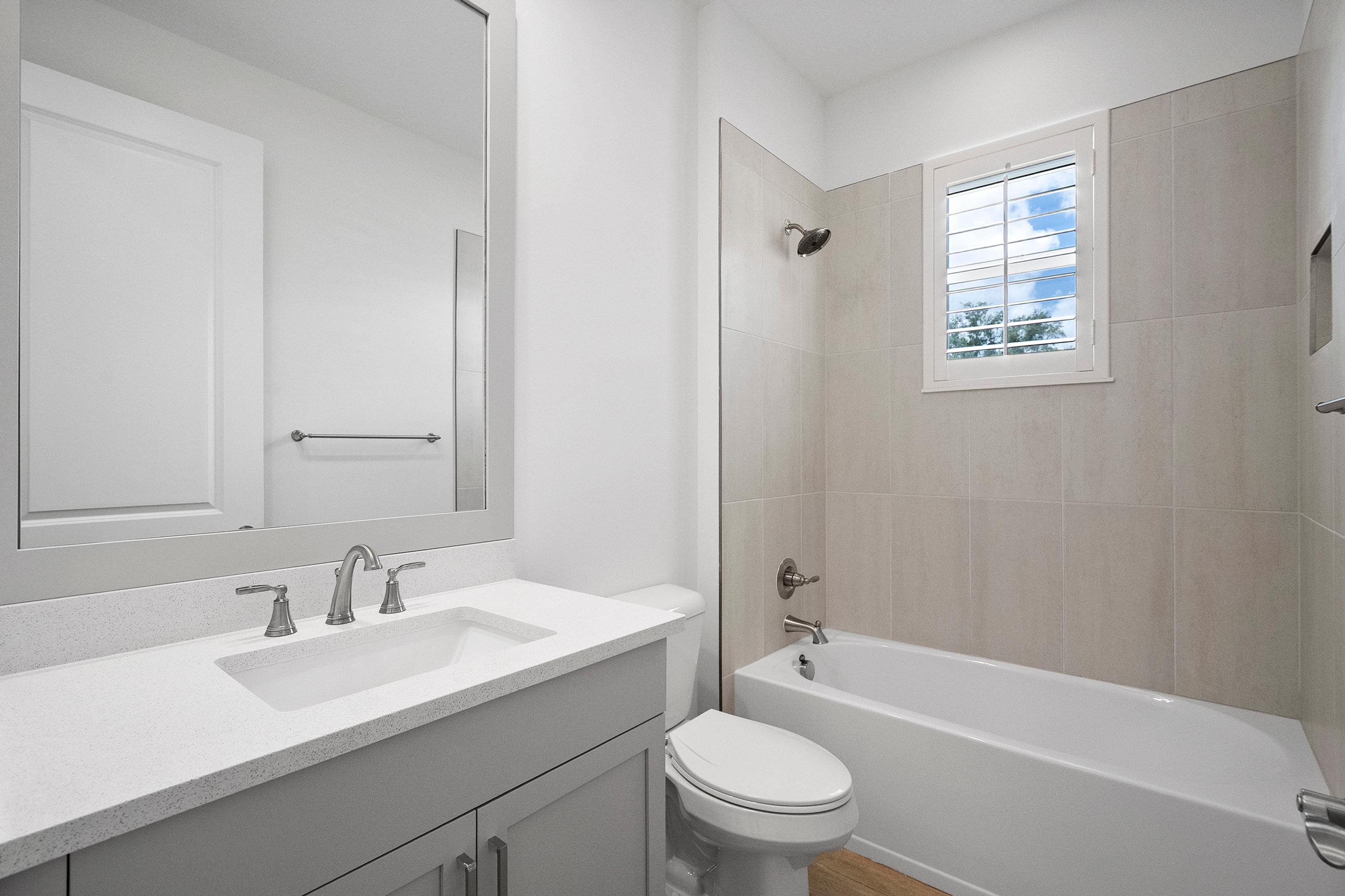 Bath 2 | 4226 Lucaya Point Way