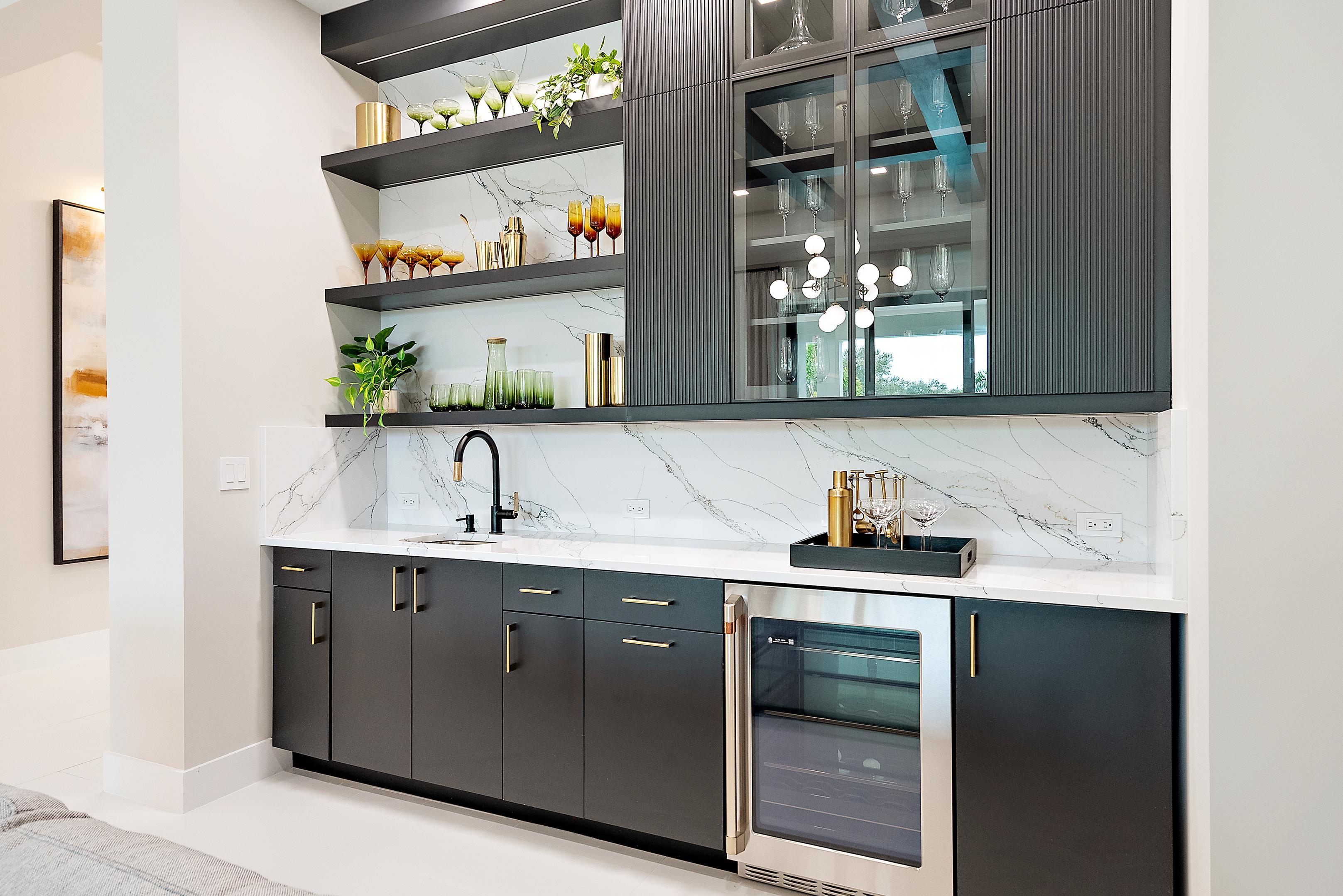 Bar in Great Room | Keenan Model