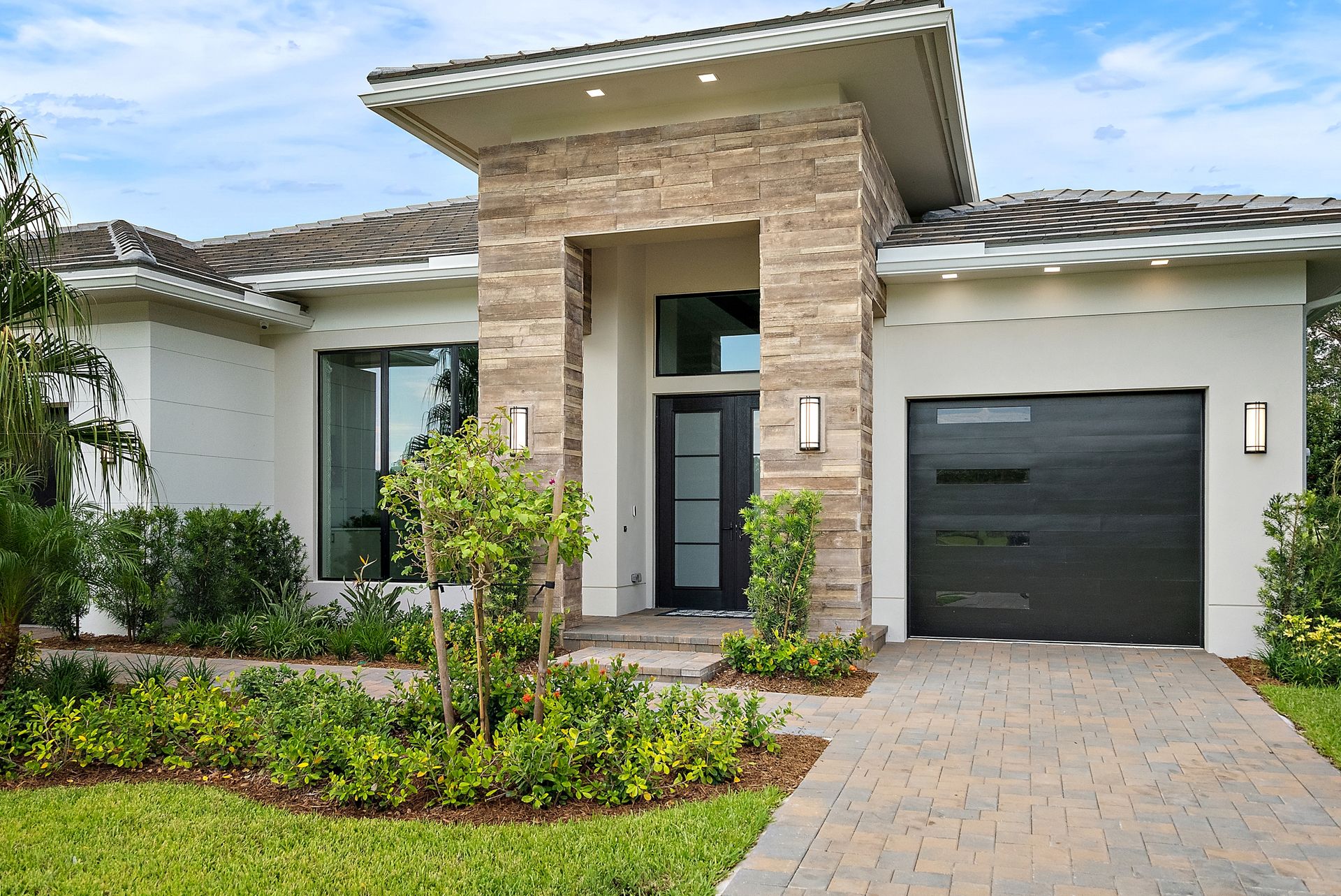 Front Elevation | Keenan Model