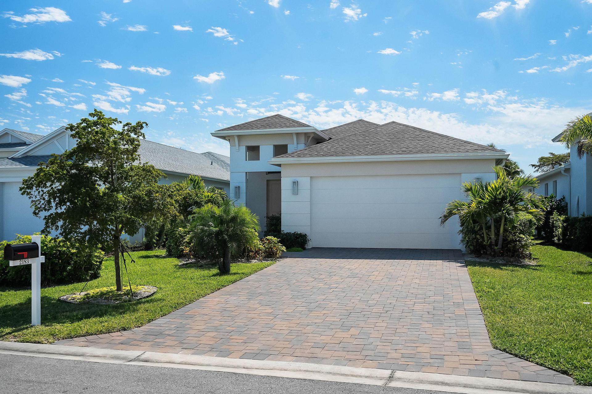 Front Elevation | Mirador