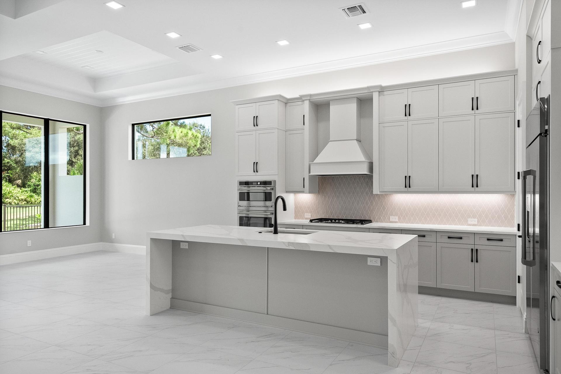 Kitchen | 107 SE Via Verona | Stella