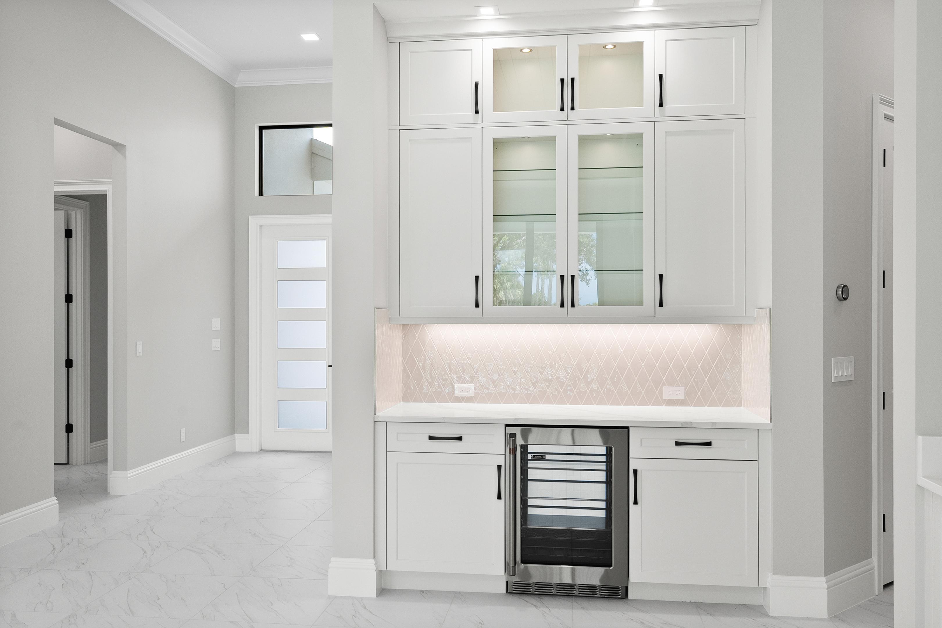 Great Room Bar | 107 SE Via Verona | Stella