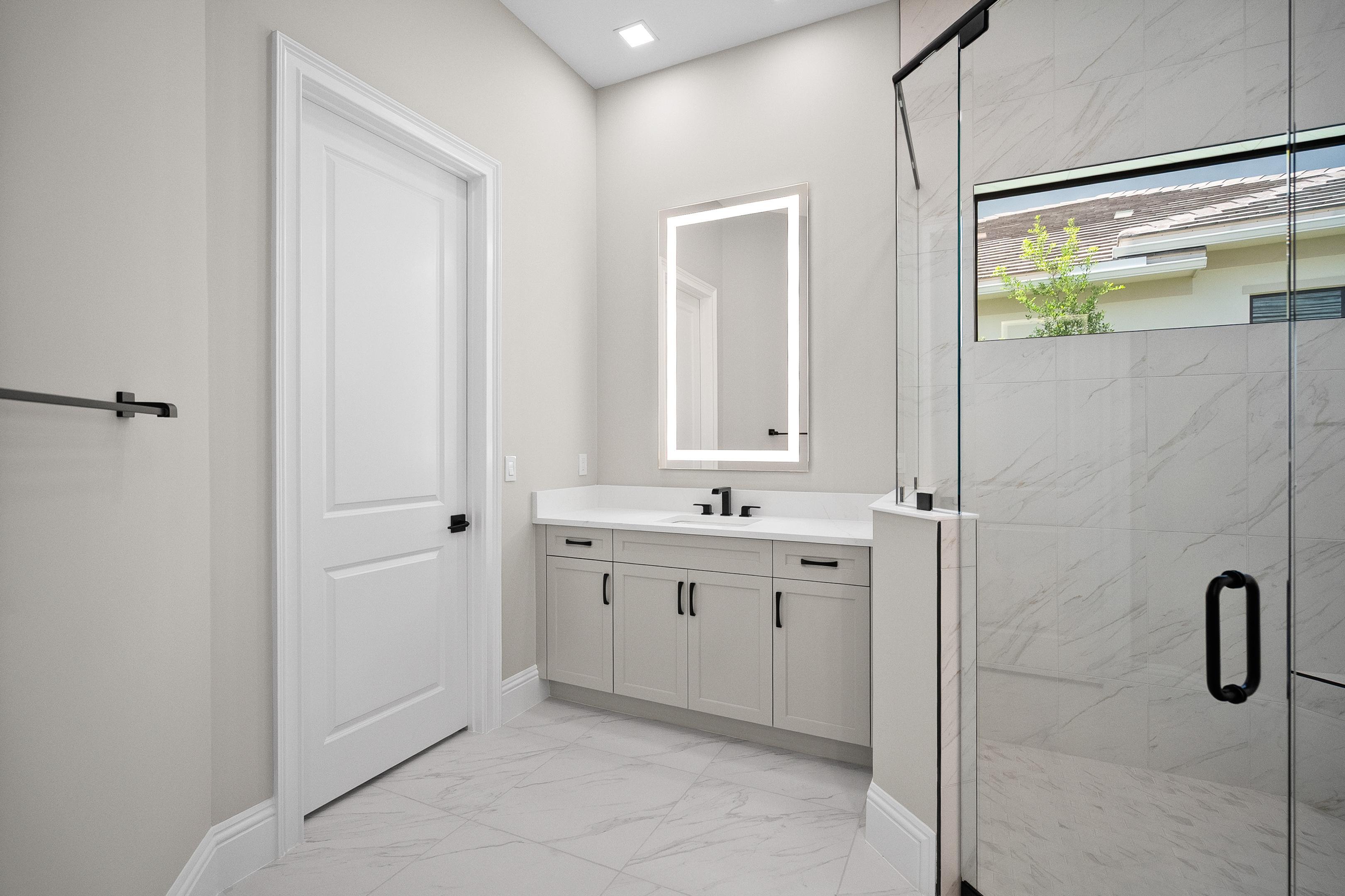 Master Bath | 107 SE Via Verona | Stella