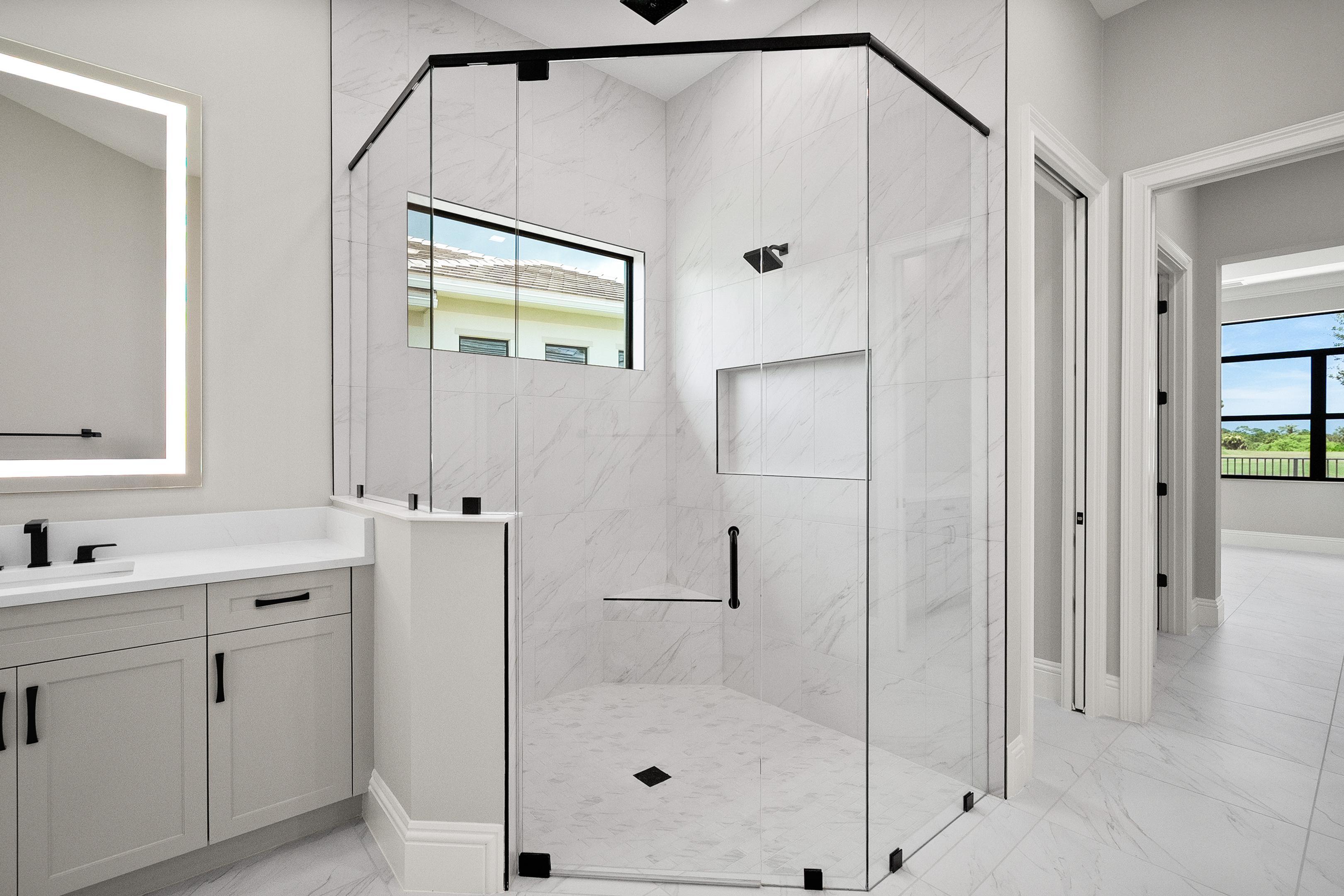 Master Bath | 107 SE Via Verona | Stella