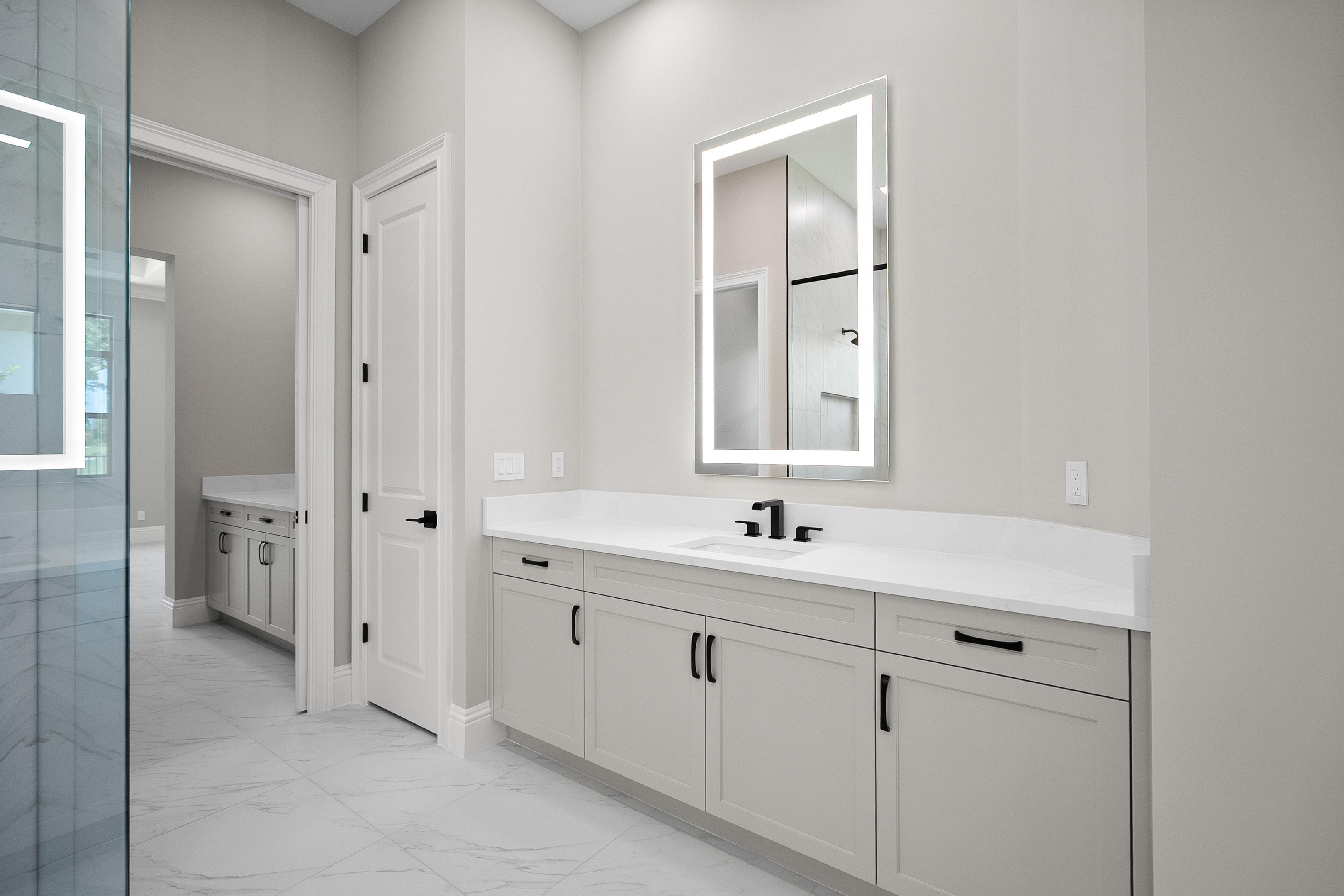 Master Bath | 107 SE Via Verona | Stella