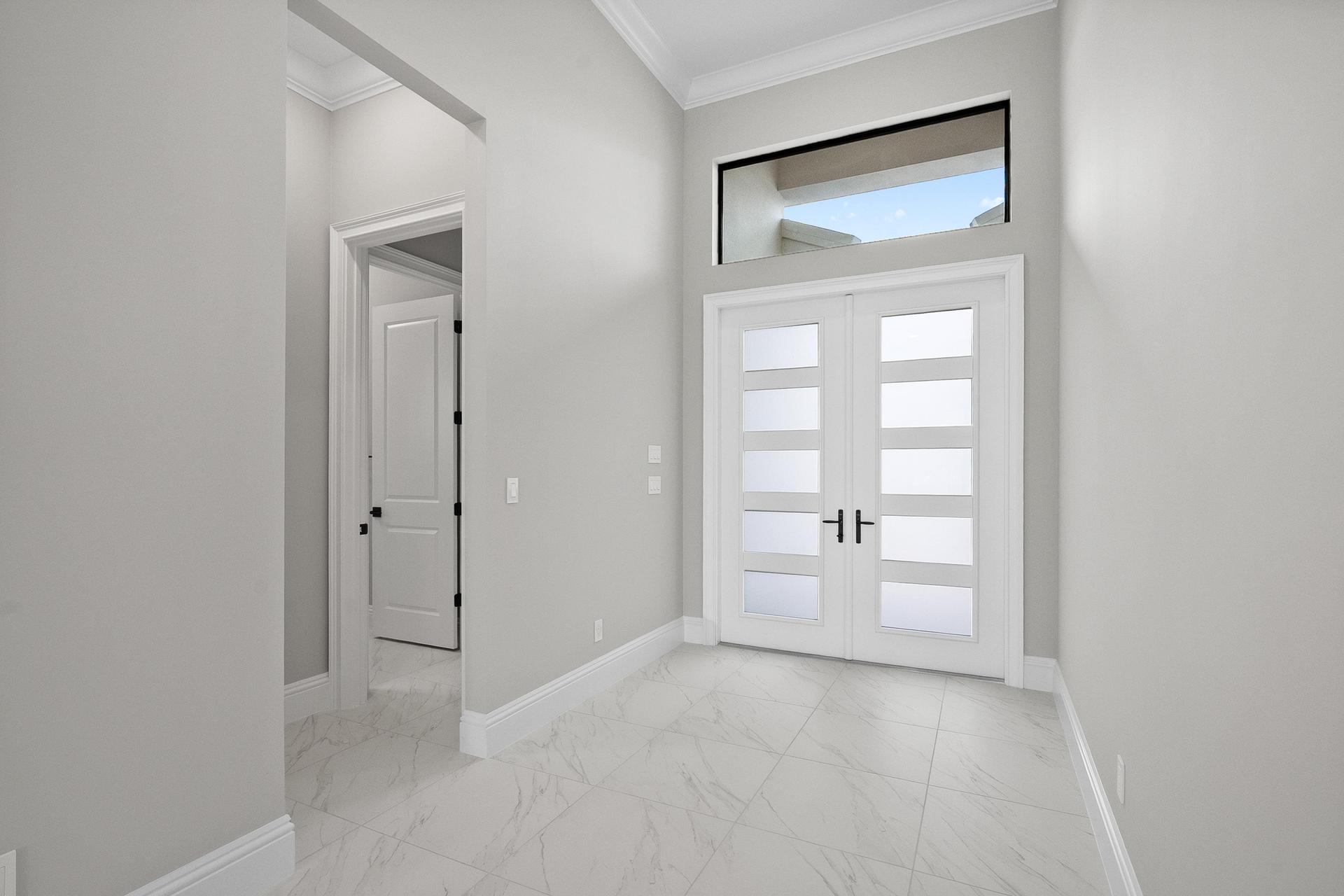 Foyer | 107 SE Via Verona | Stella