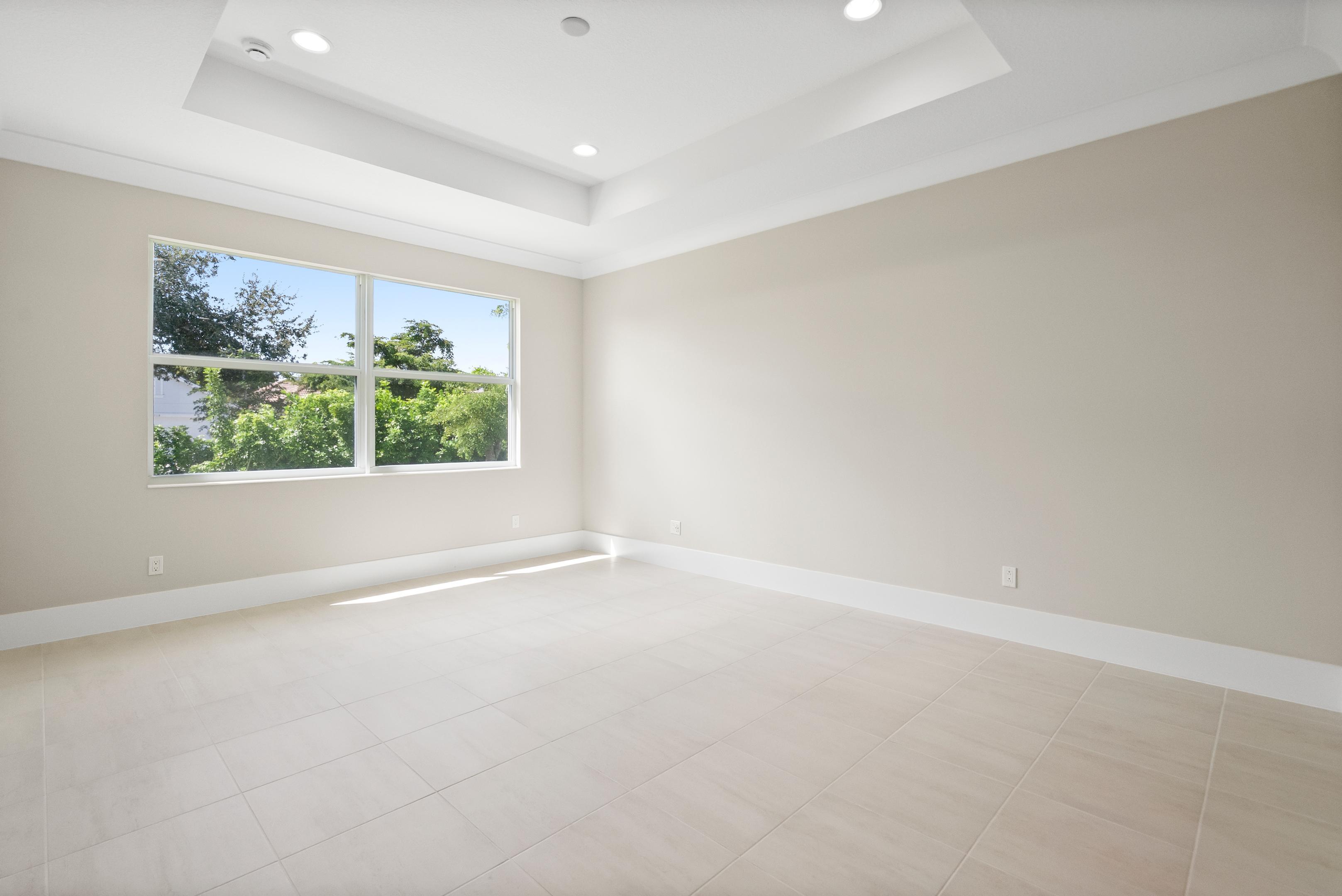 Master Suite | 2147 Falls Manor