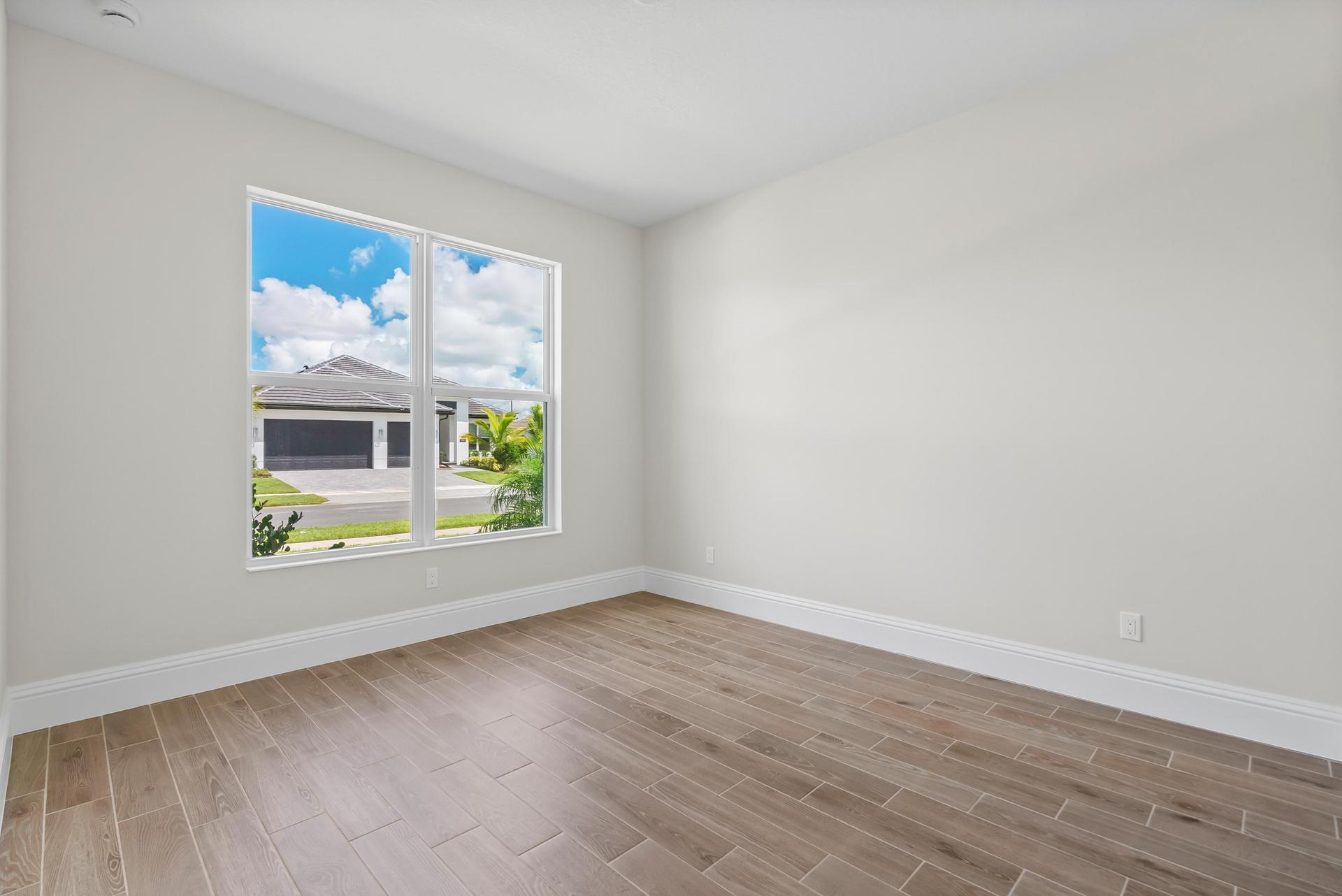 Secondary Bedroom | 9404 SW Pinnacle Pl
