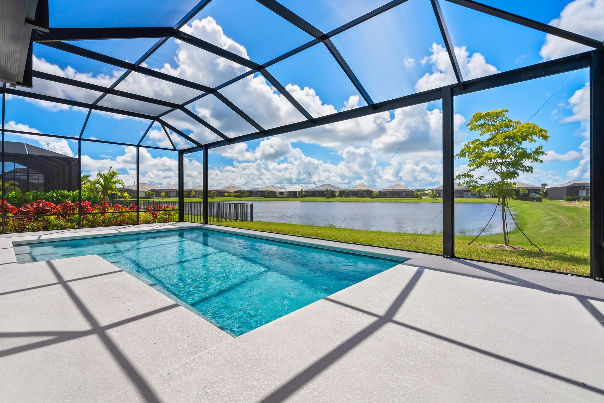 Screened Pool | 9404 SW Pinnacle Pl