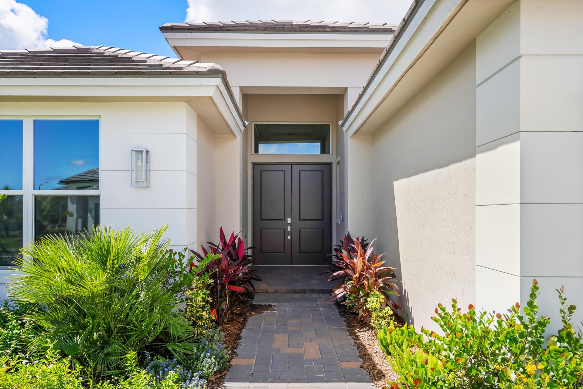 Front Elevation | 9404 SW Pinnacle Pl
