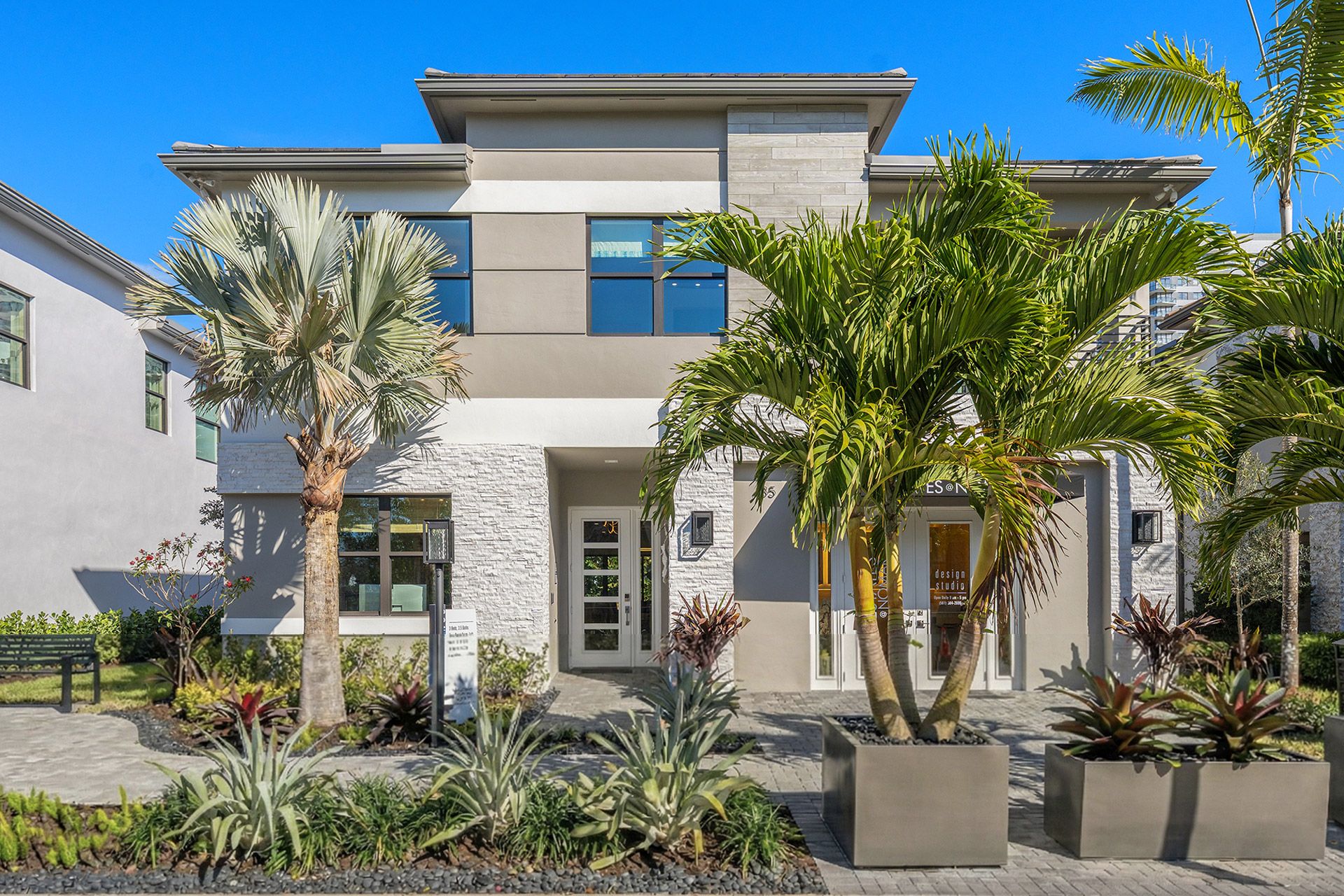 425 40Th Street. West Palm Beach, FL 33407