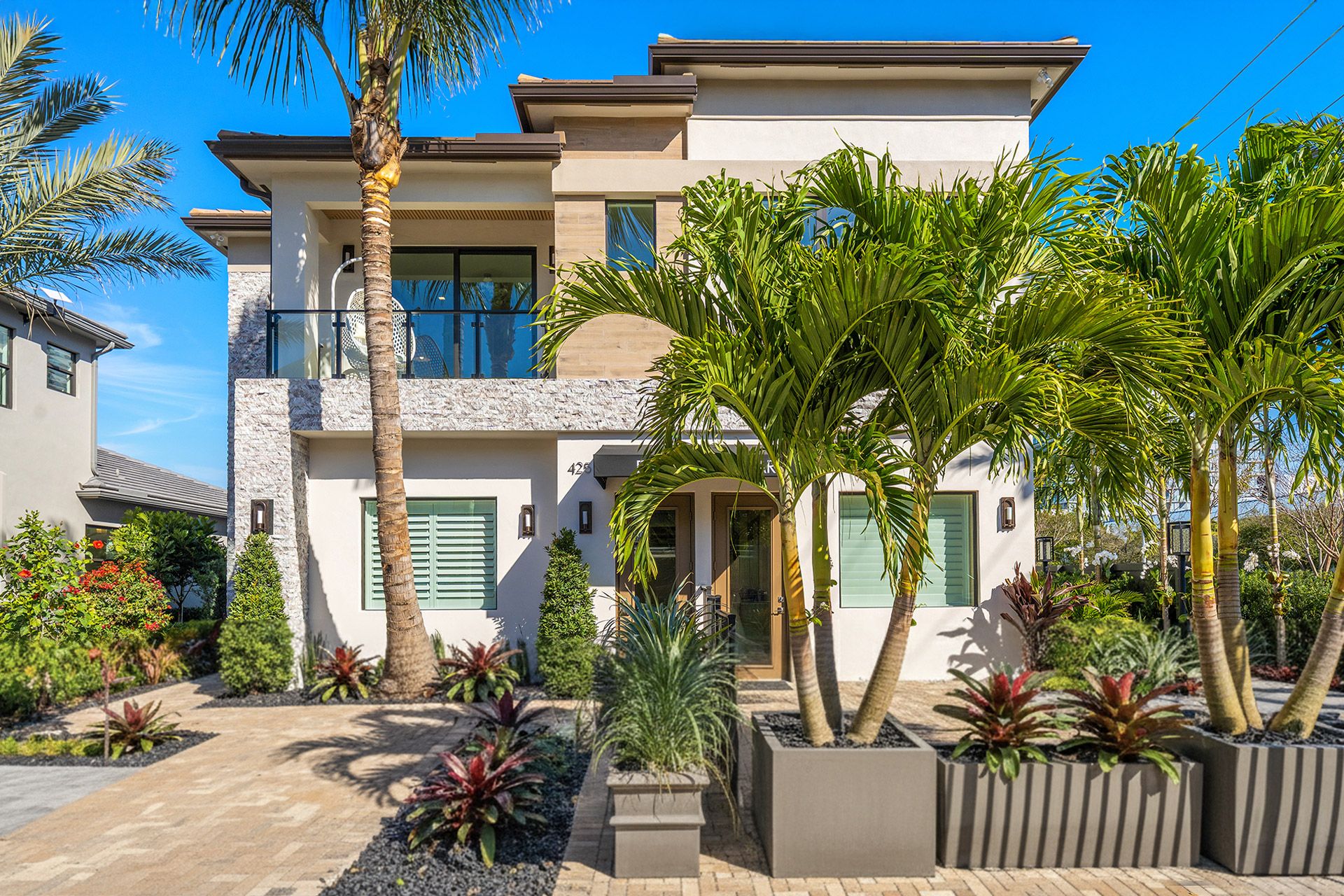 425 40Th Street. West Palm Beach, FL 33407