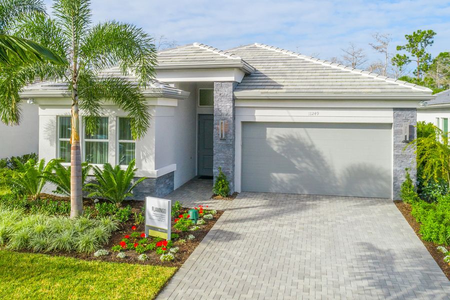 12406 Dahlia Court. Naples, FL 34120