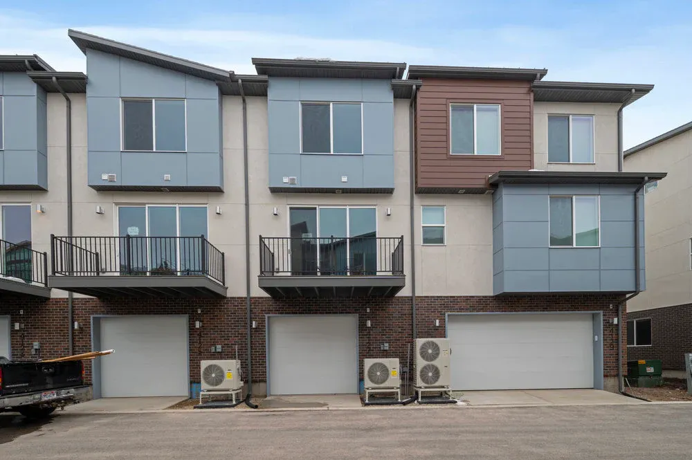 Turner 2 - Axis floor plan