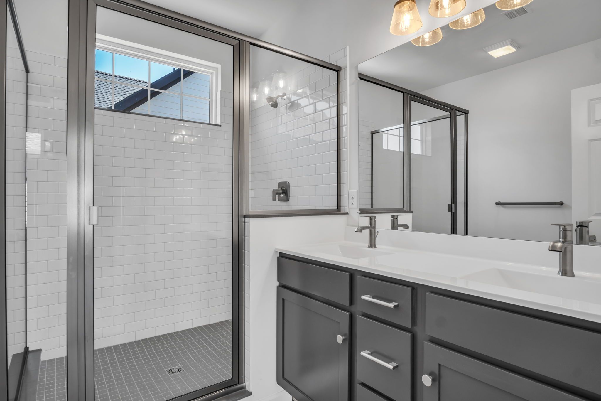 Full Bathroom of the Tippet Model from Garman Builders