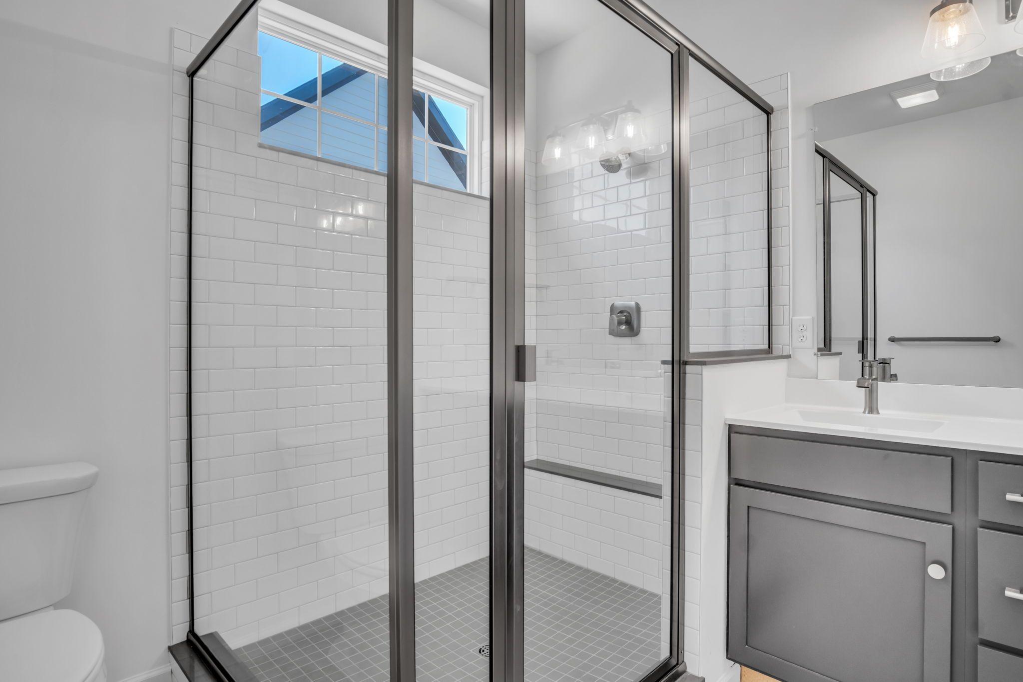 Full Bathroom of the Tippet Model from Garman Builders