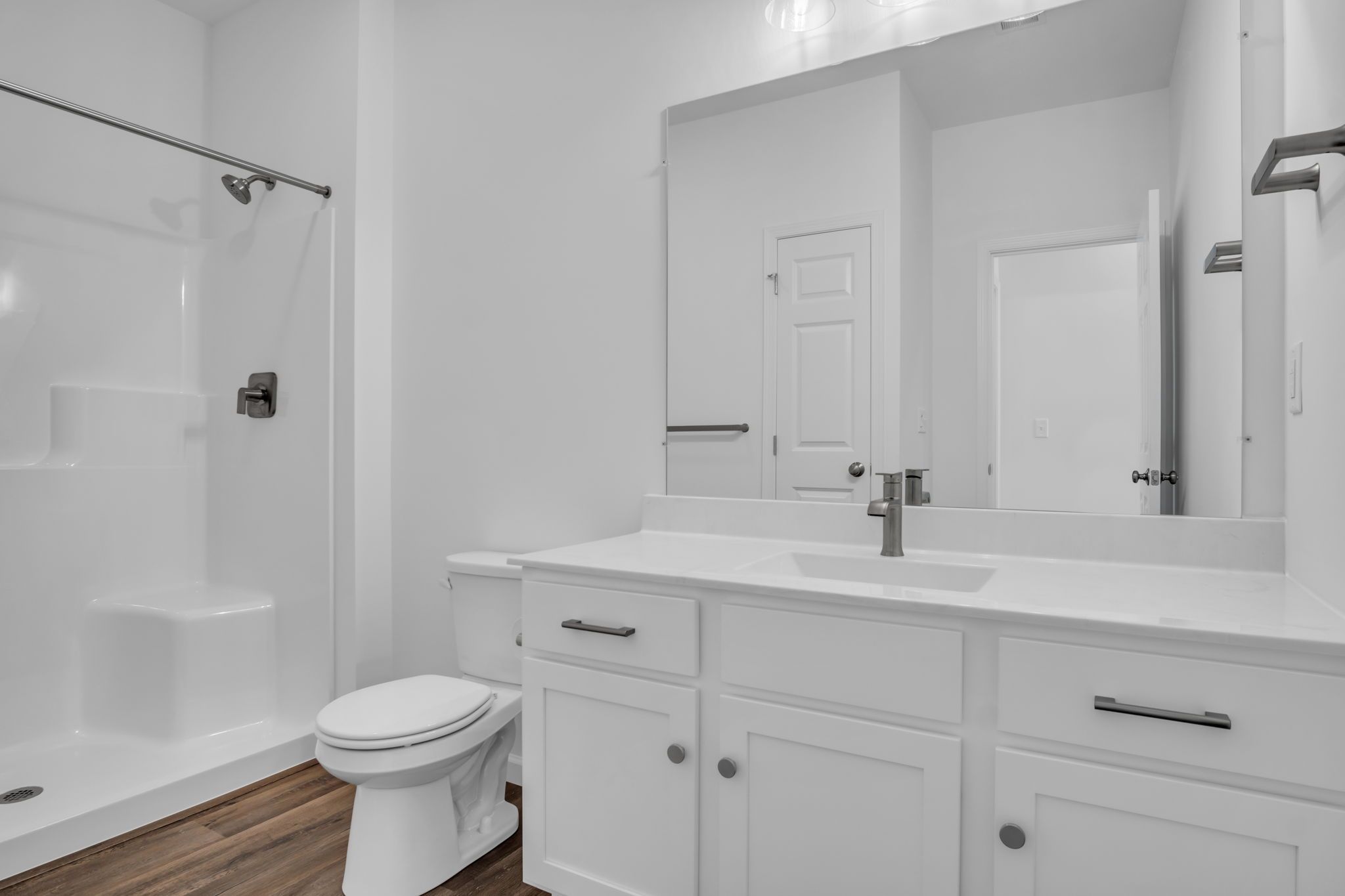 Full Bathroom of the Tippet Model from Garman Builders