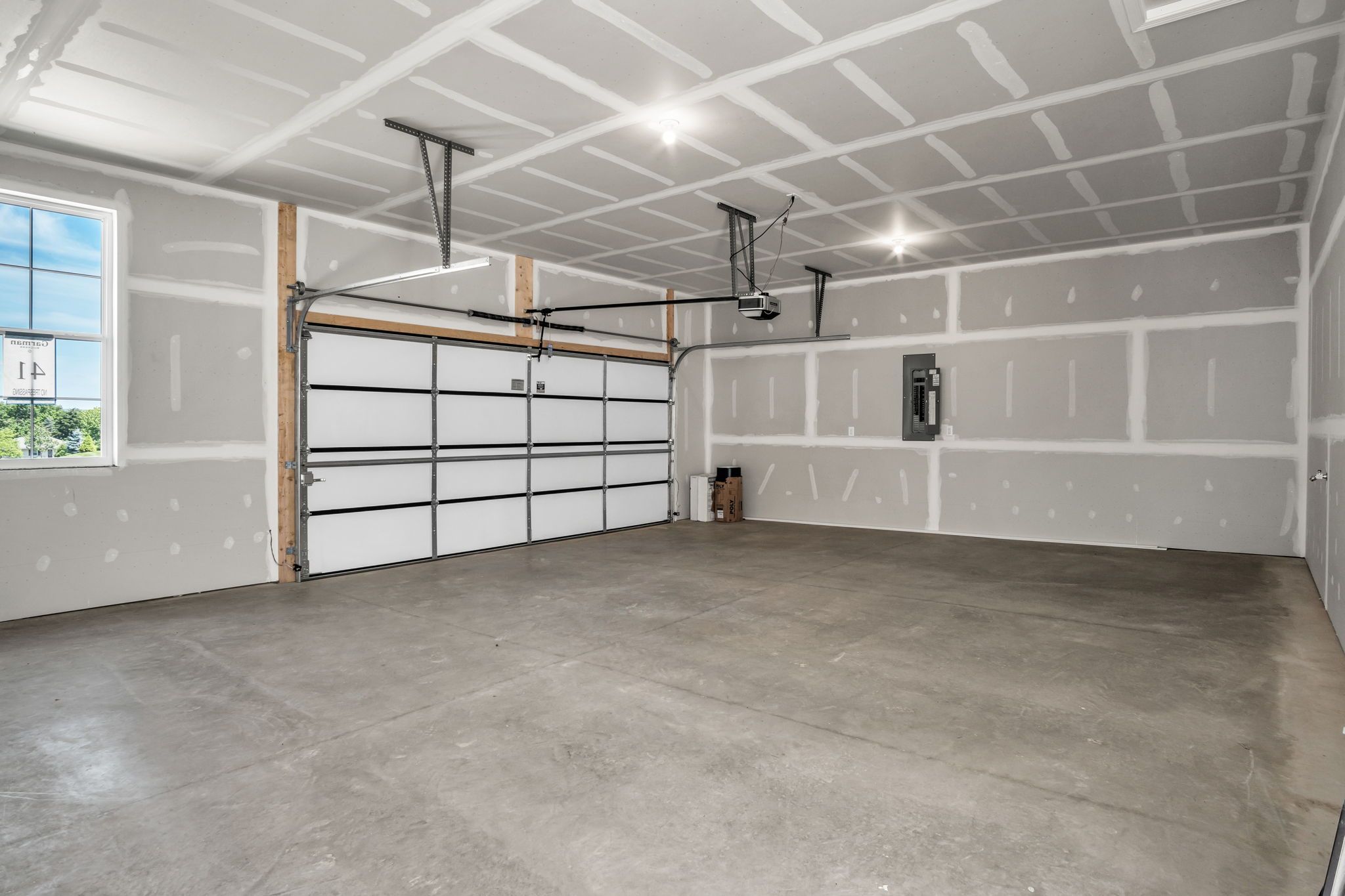 Garage of the Tippet Model from Garman Builders