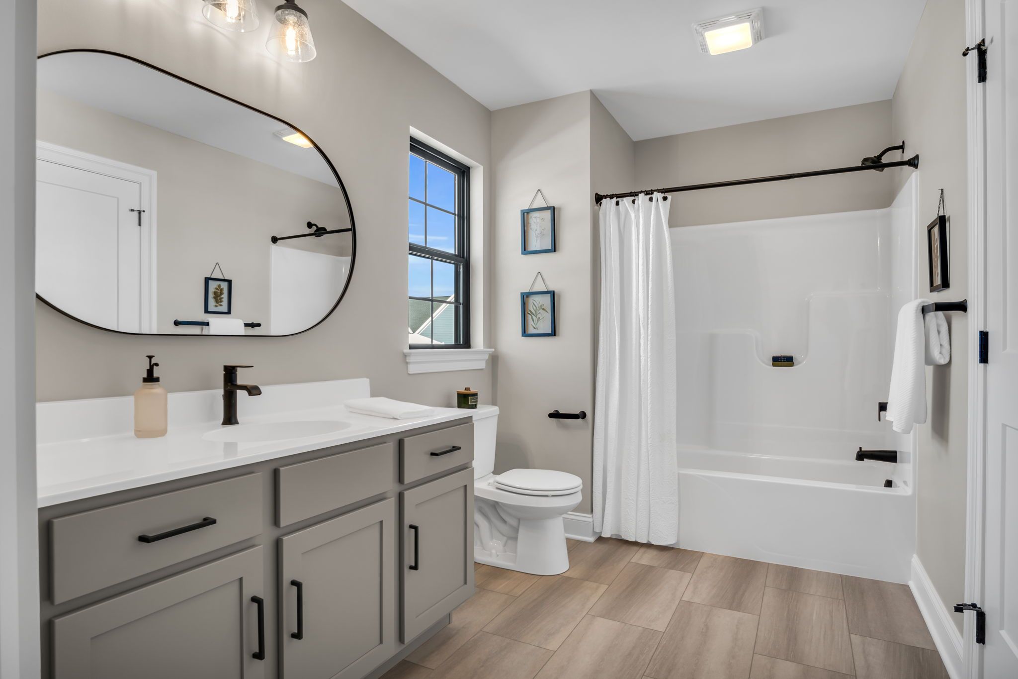 Full bathroom in the Arbor model from Garman Builders
