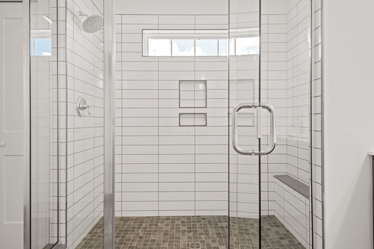 Full bathroom in the Ariel model from Garman Builders