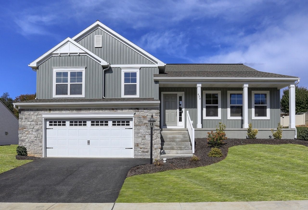 Front elevation of the Crawford Model from Garman Builders