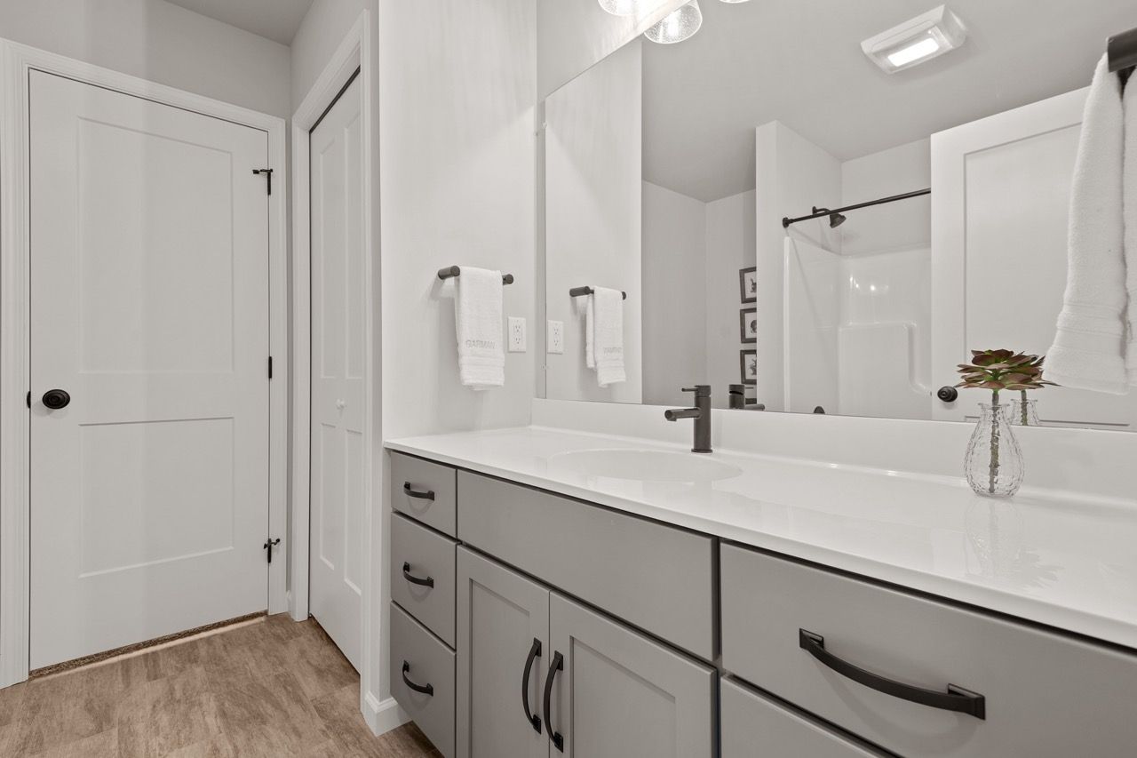 Full Bathroom of the Nottingham Model from Garman Builders