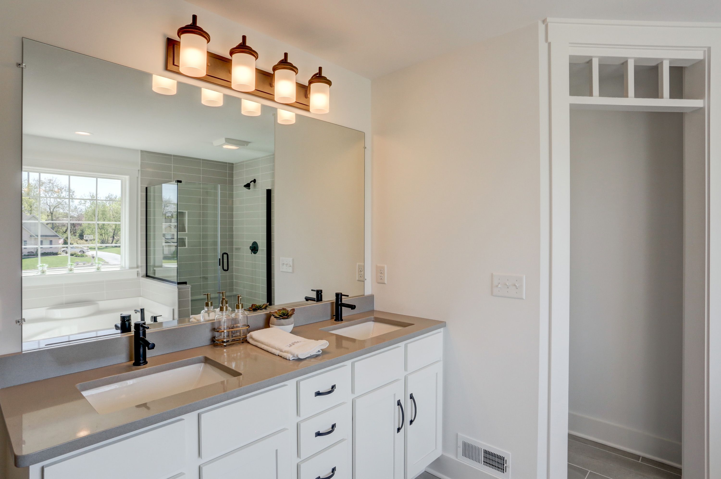 Full bathroom in the Avondale model from Garman Builders