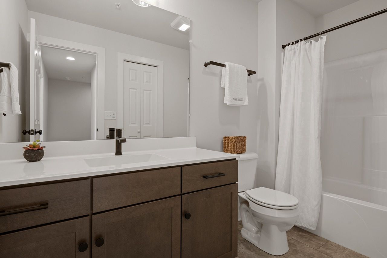 Full bathroom of the Flynn Model from Garman Builders