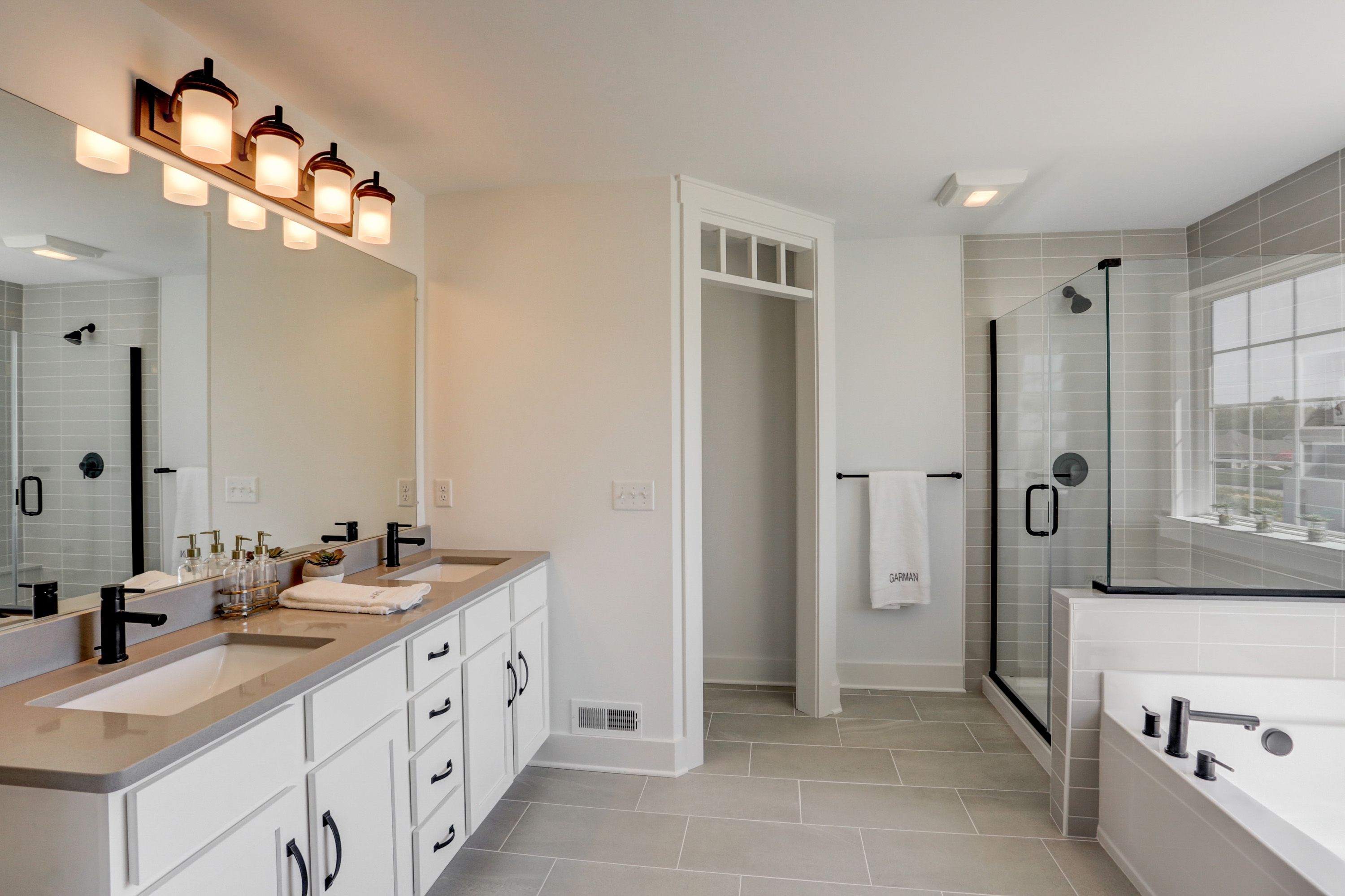 Full bathroom in the Avondale model from Garman Builders
