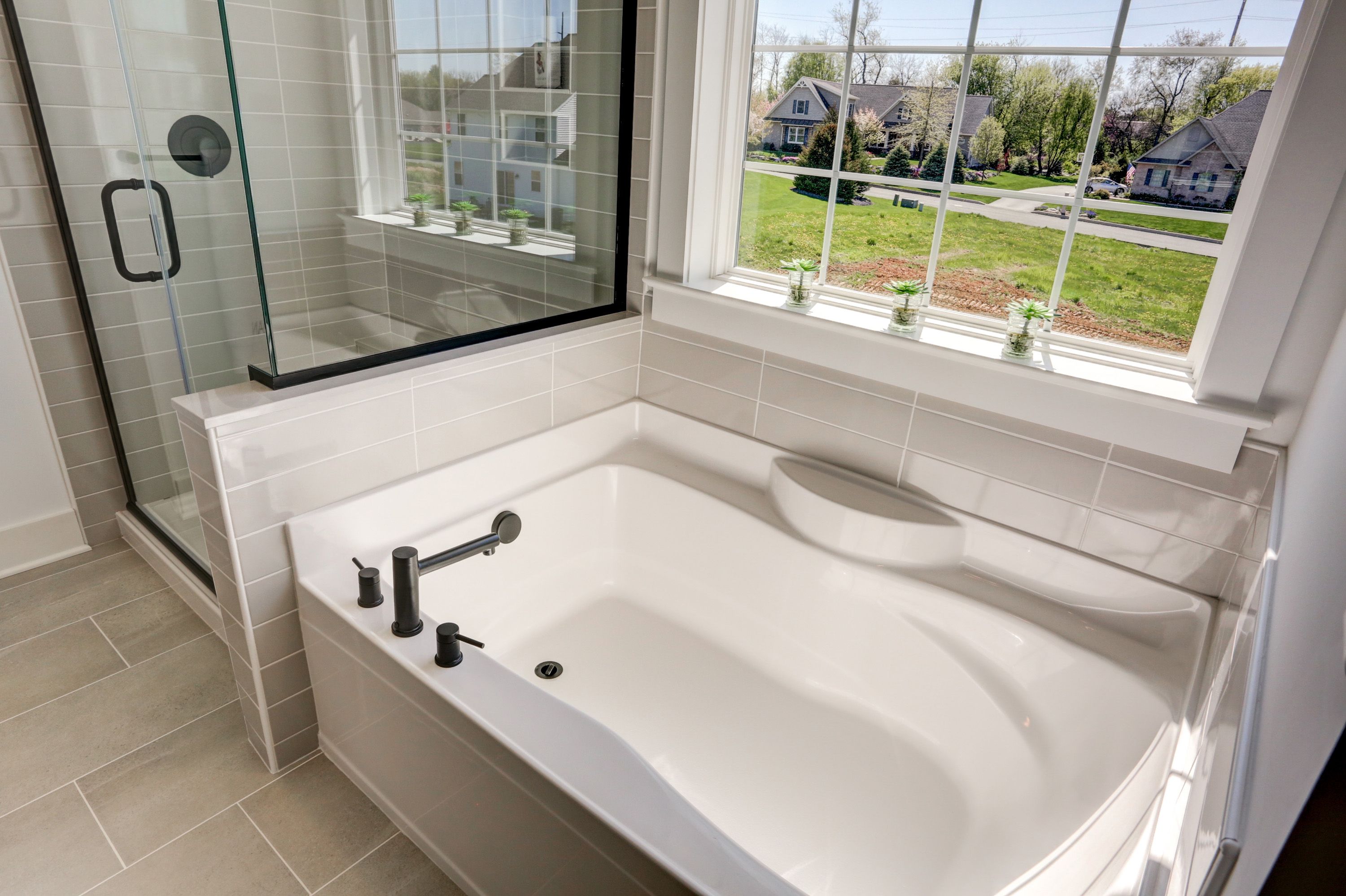 Full bathroom in the Avondale model from Garman Builders