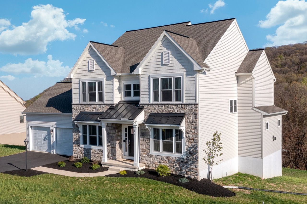 Front Elevation of the Maddox Model from Garman Builders