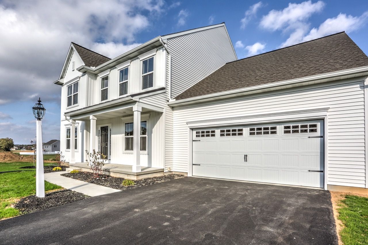 Front Elevation of the Maddox Model from Garman Builders