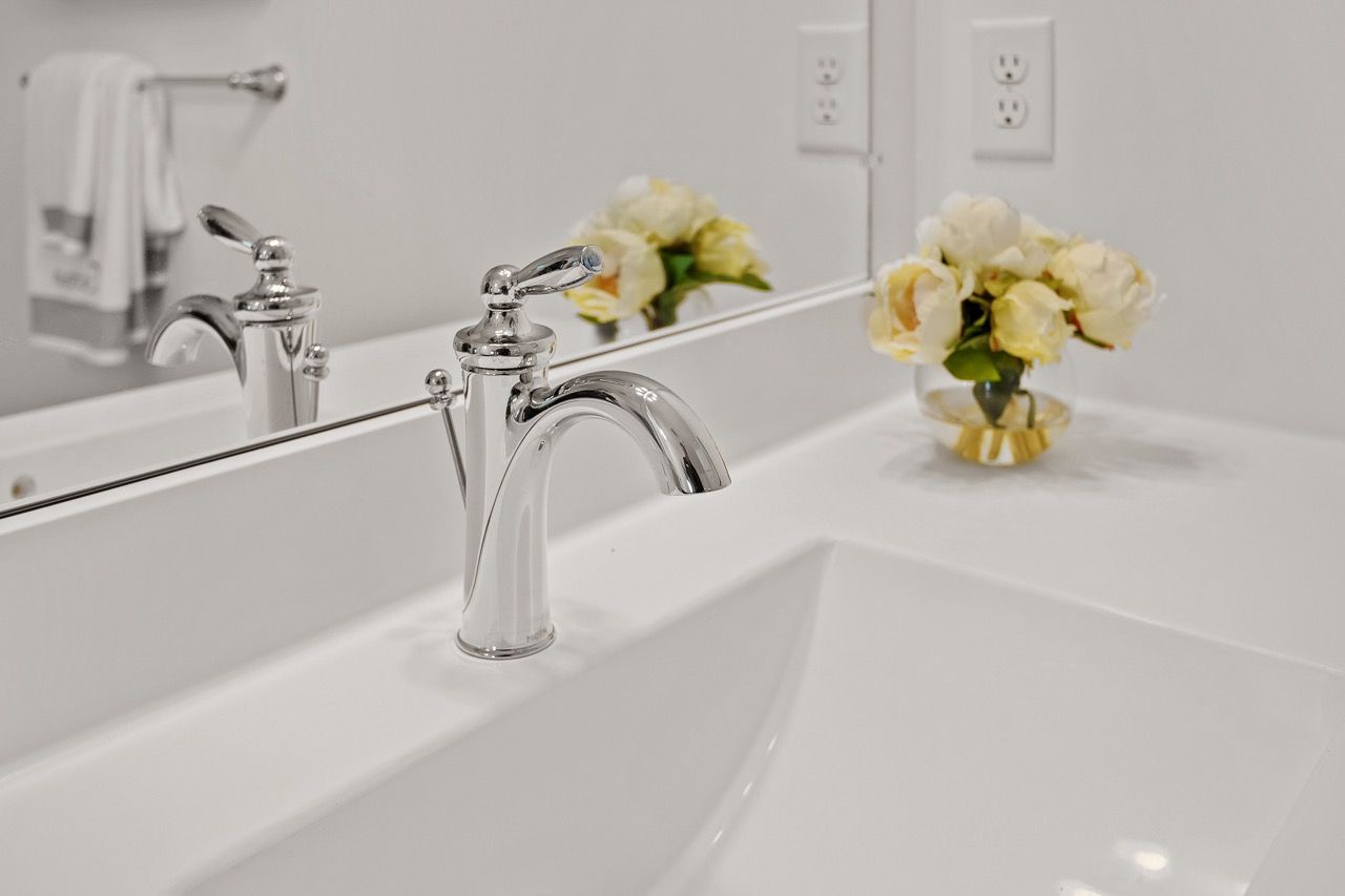 Full bathroom of the Bryson model from Garman Builders