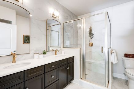 Full bathroom in a home at Wynfield at Millersville