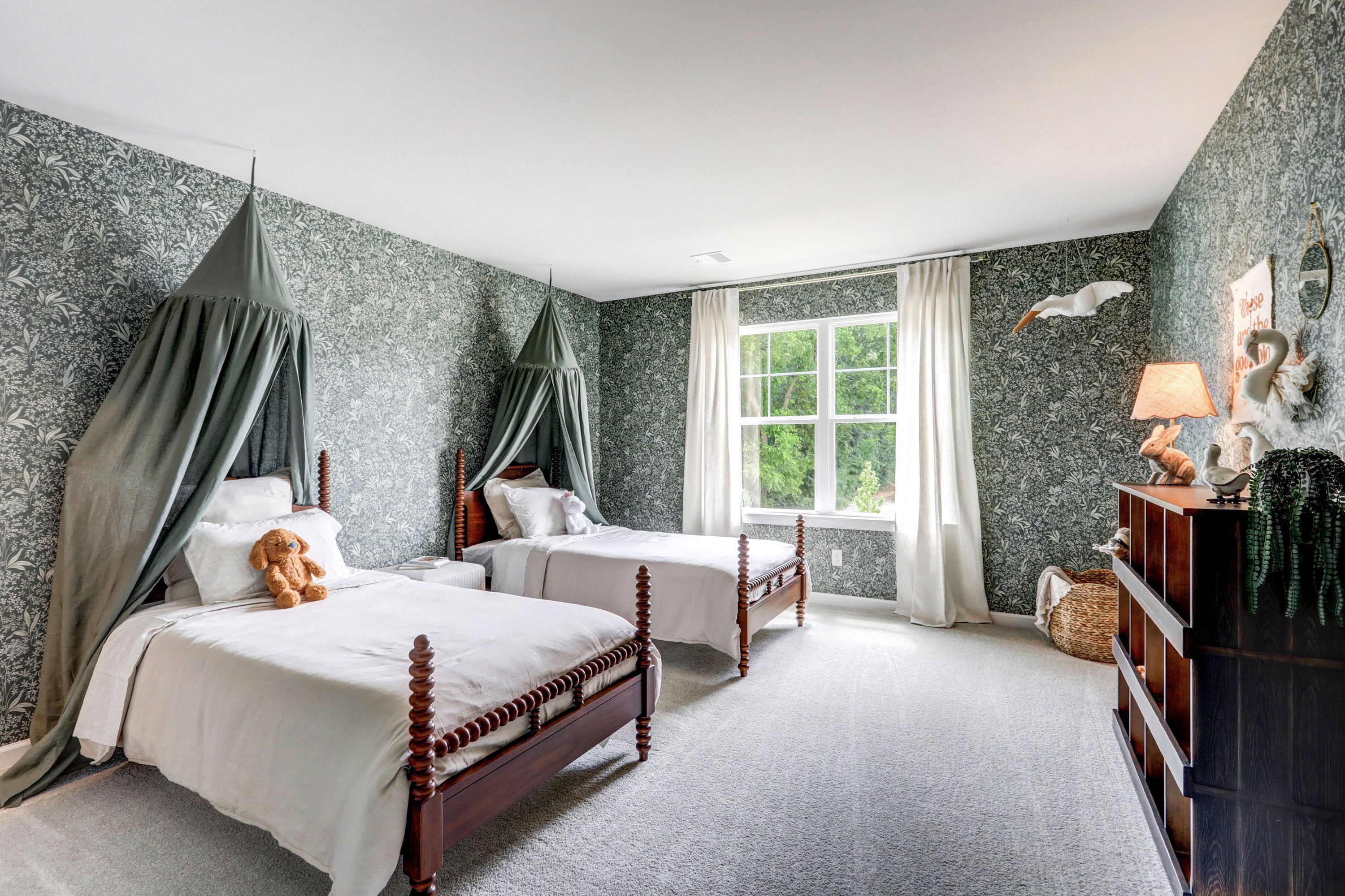 Kids bedroom in a home at Wynfield at Millersville