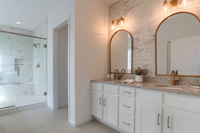 Full Bathroom in a Wynfield at Annville home from Garman Builders