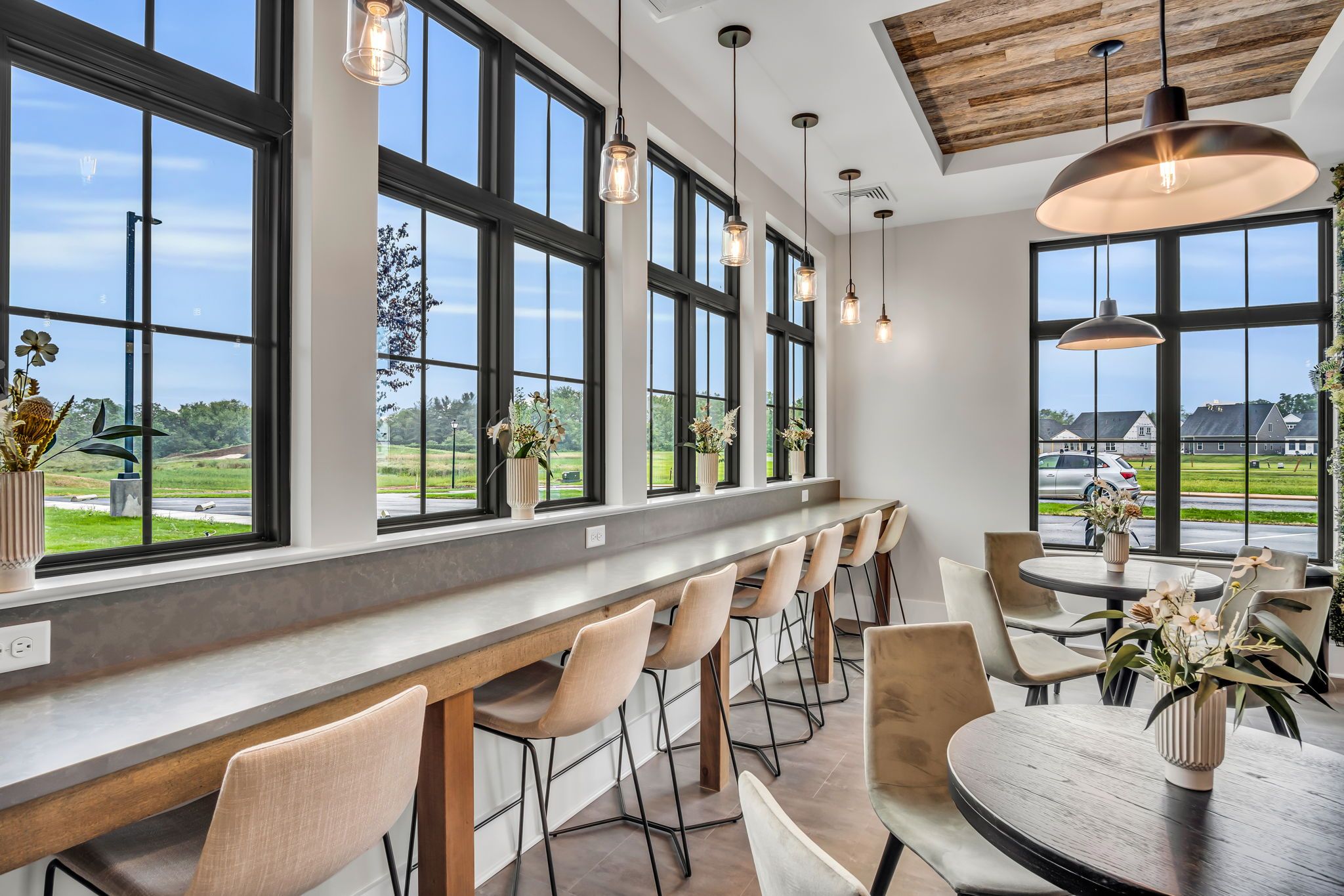 Blend and Blossom Cafe in the Wyn Clubhouse at Wynfield at Annville