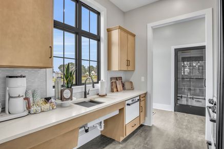 Common use kitchen in the Wyn Clubhouse at Wynfield at Annville