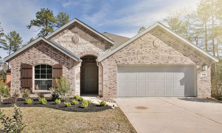 218 Butterfly Orchid Court. Willis, TX 77318